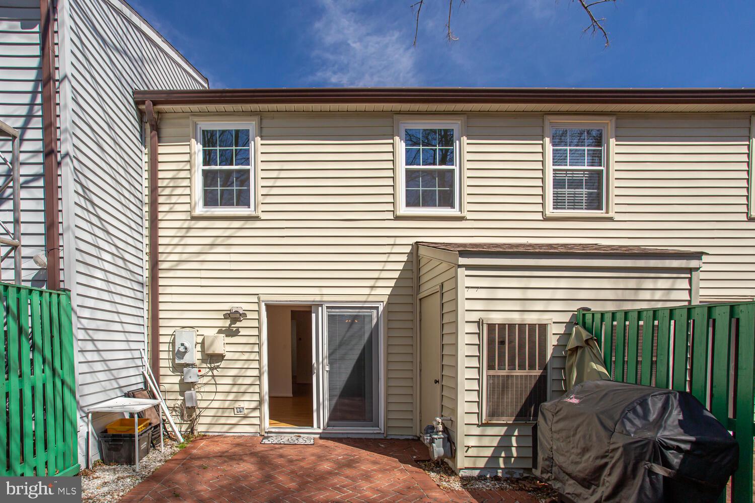 JEFFERSON GREEN - Residential Lease