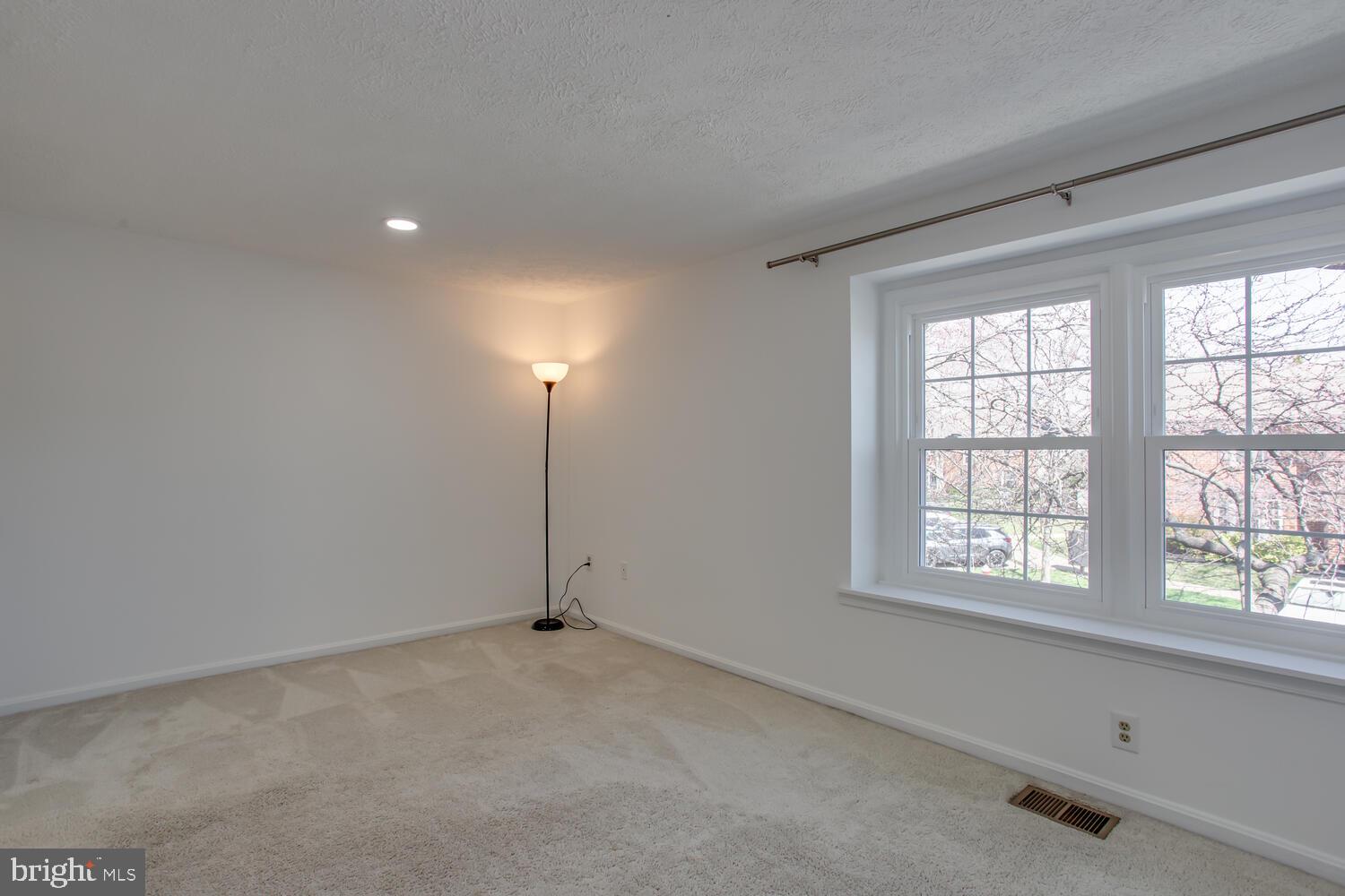 JEFFERSON GREEN - Residential Lease