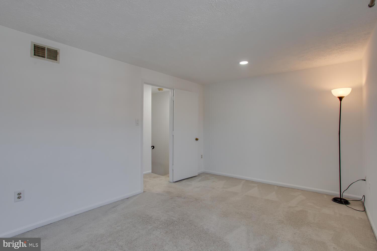 JEFFERSON GREEN - Residential Lease