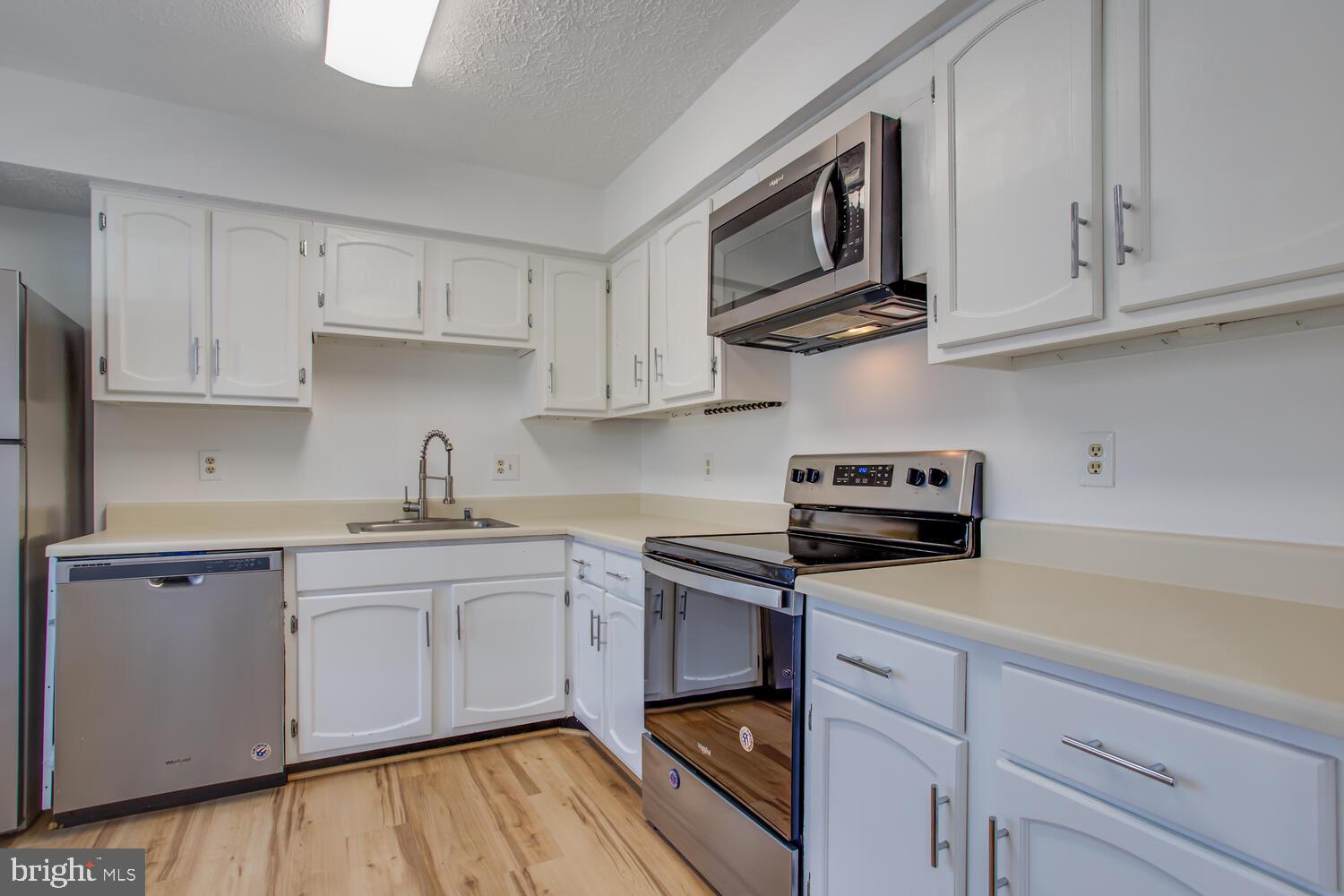 JEFFERSON GREEN - Residential Lease