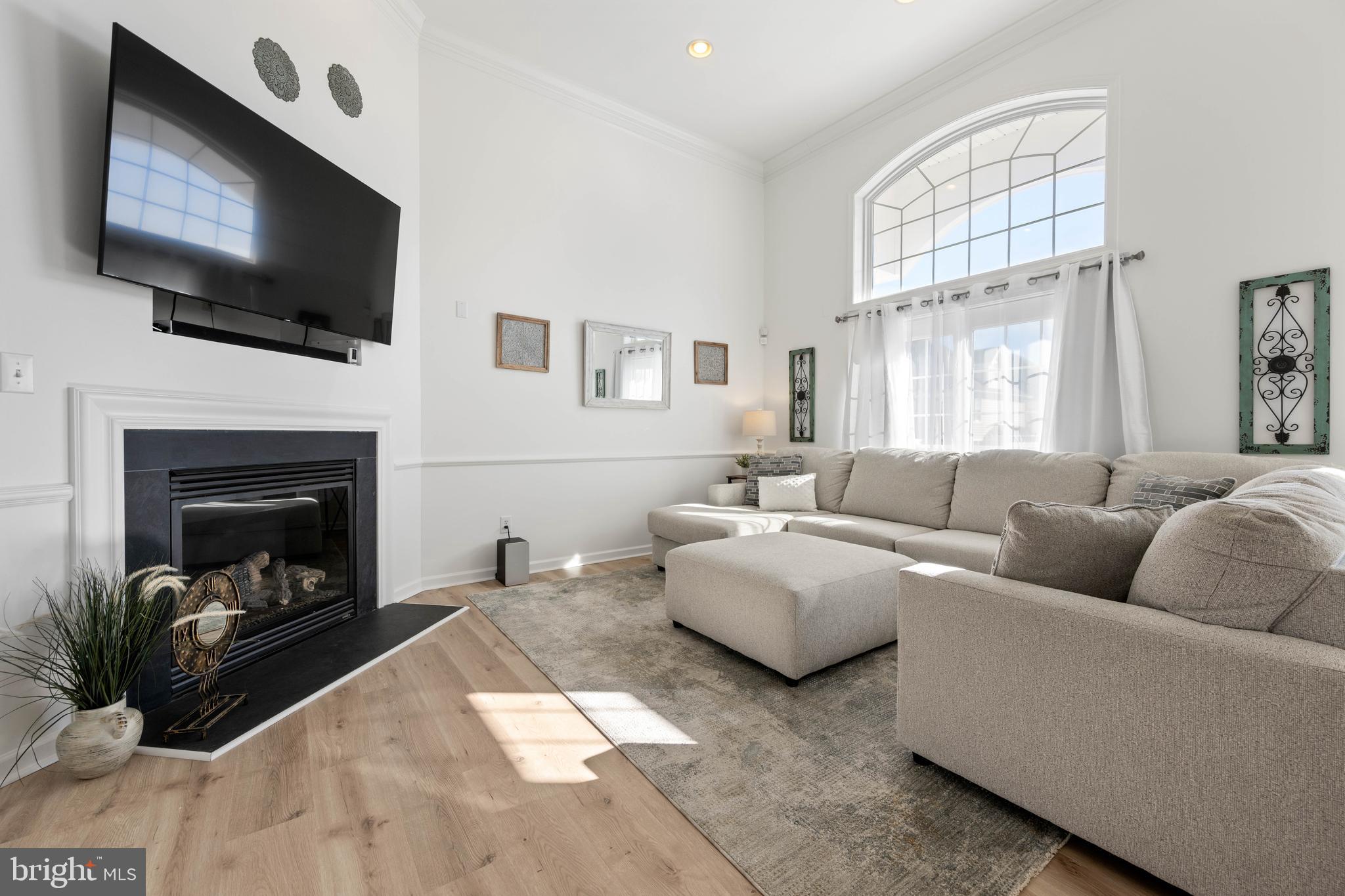 12135 LANDINGS BOULEVARD 303