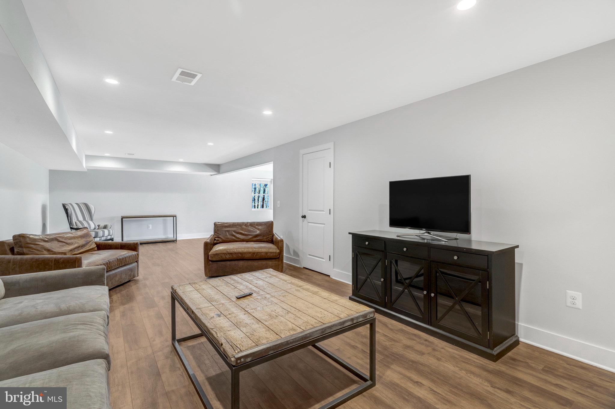 BULL RUN MOUNTAIN - Residential