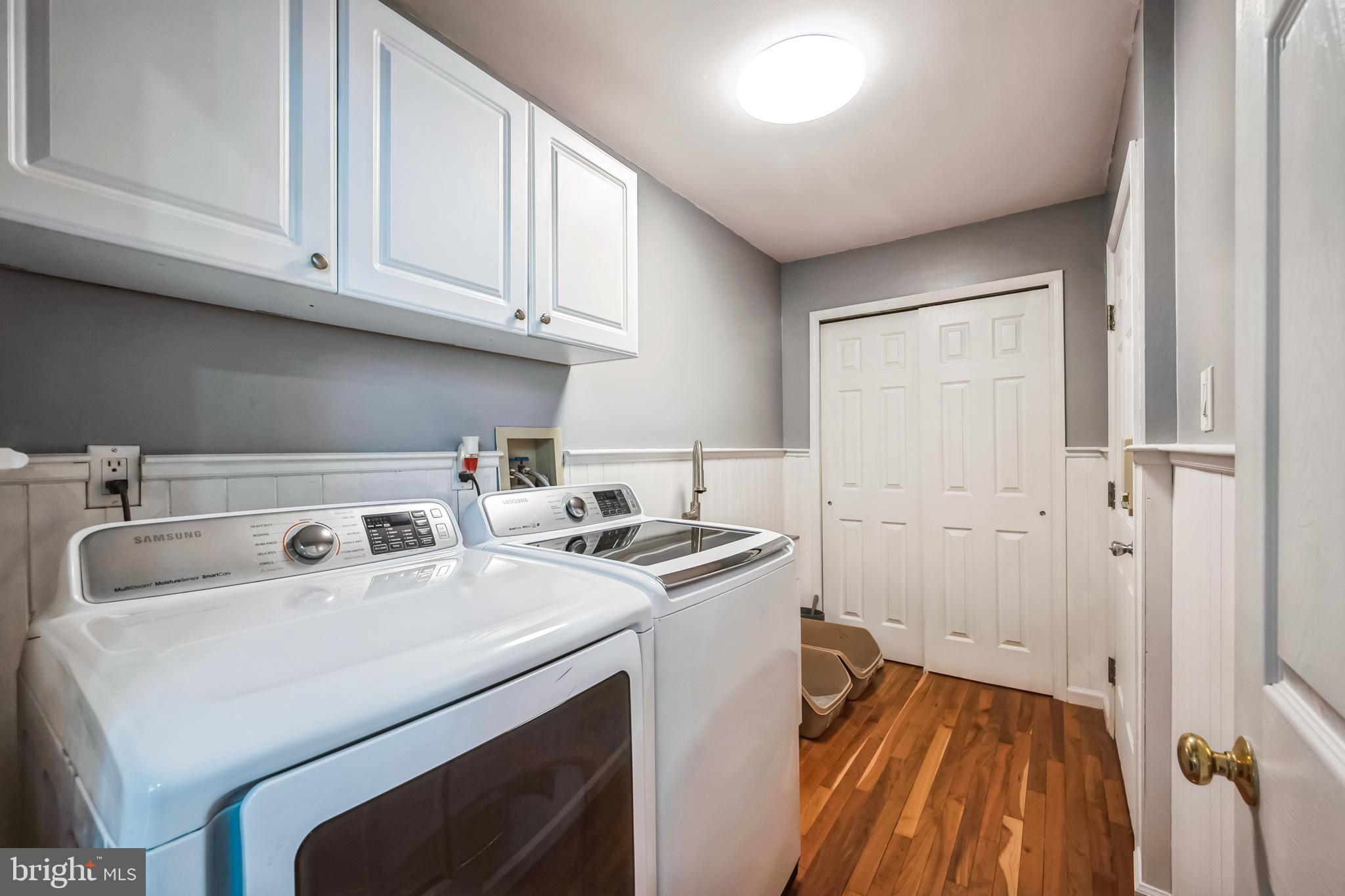 LONGSHORE ESTS - Residential