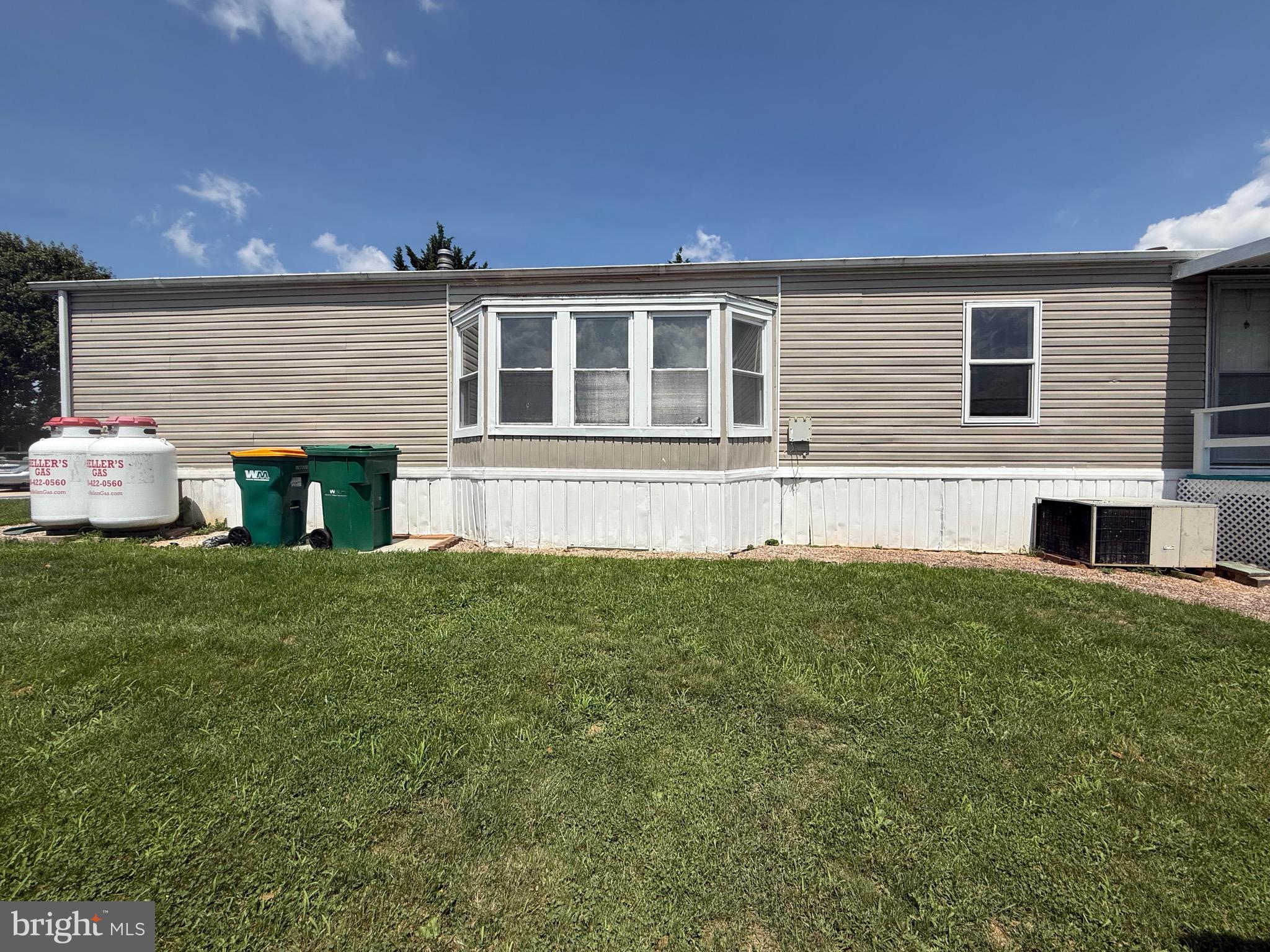 8 HILLCREST DRIVE
