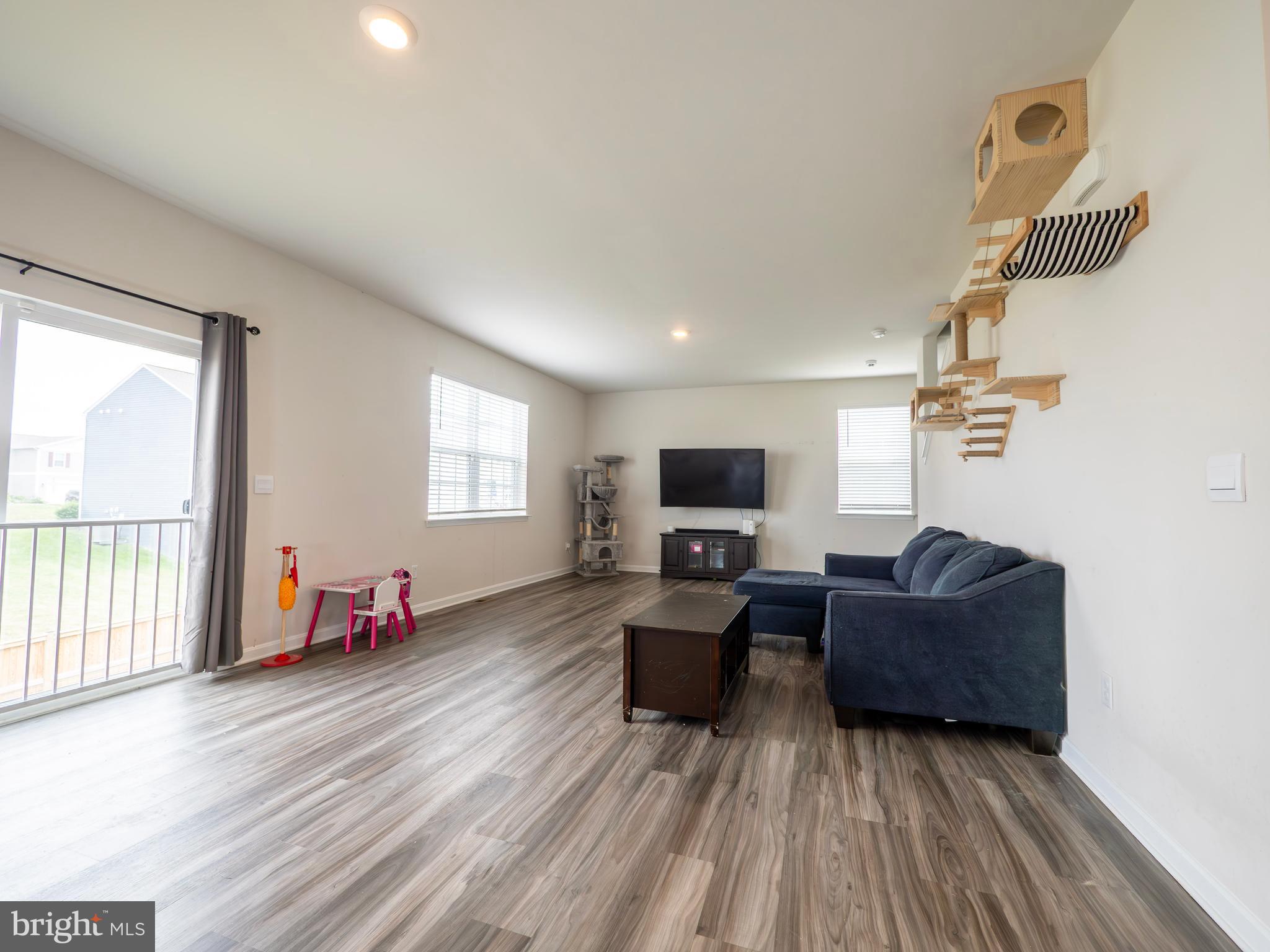 MAGNOLIA SPRINGS - Residential