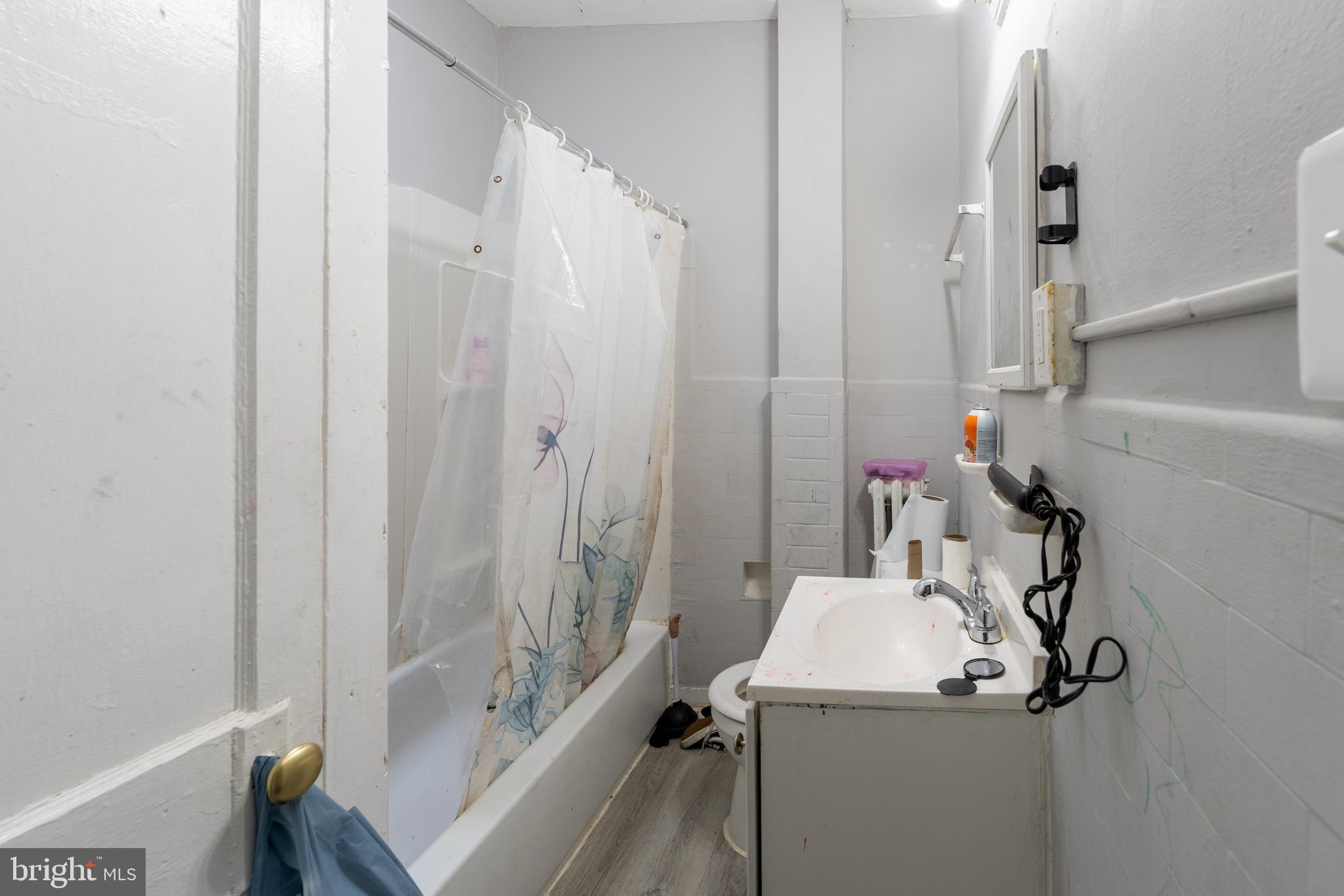 CARROLL-SOUTH HILTON - Residential