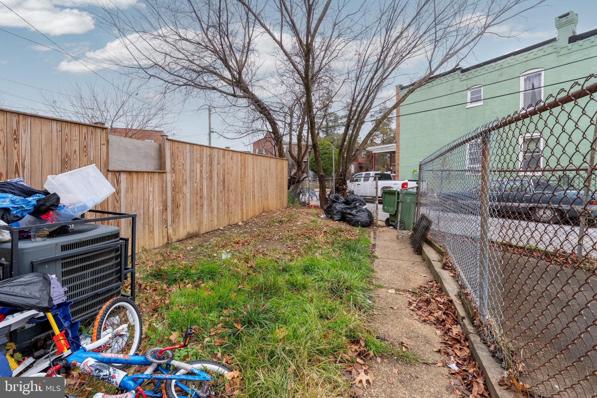 CARROLL-SOUTH HILTON - Residential