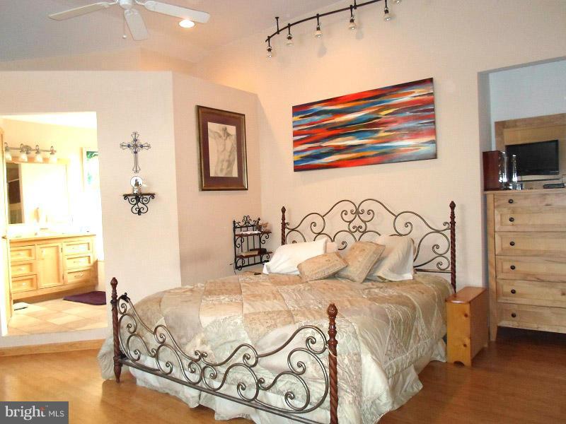 GOSNELL POT SHORES - Residential Lease