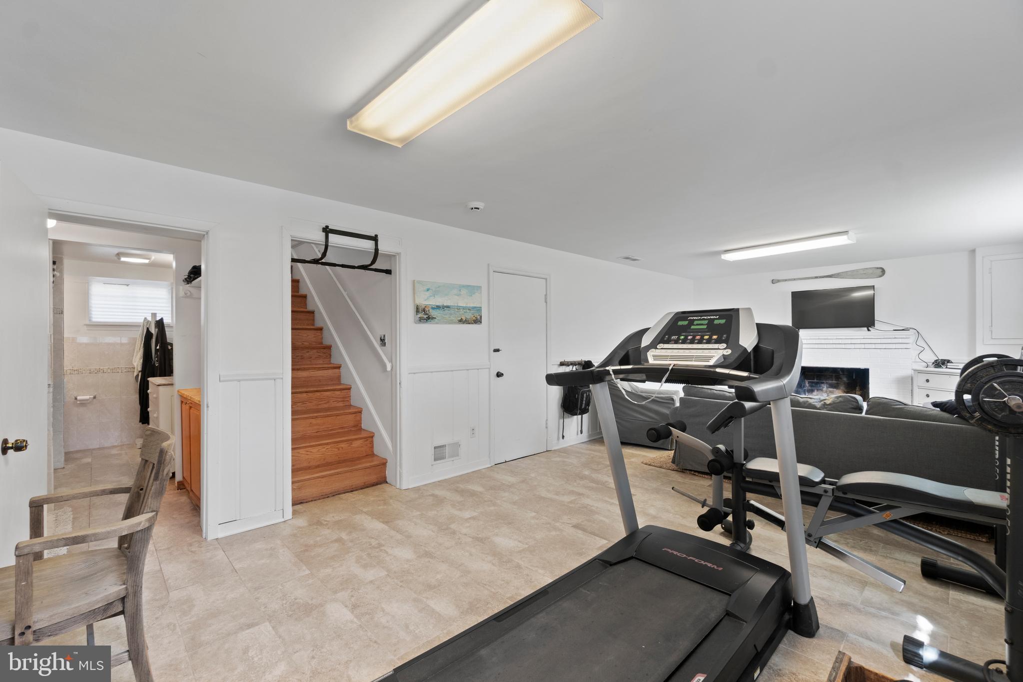 LEEWAY - Residential Lease