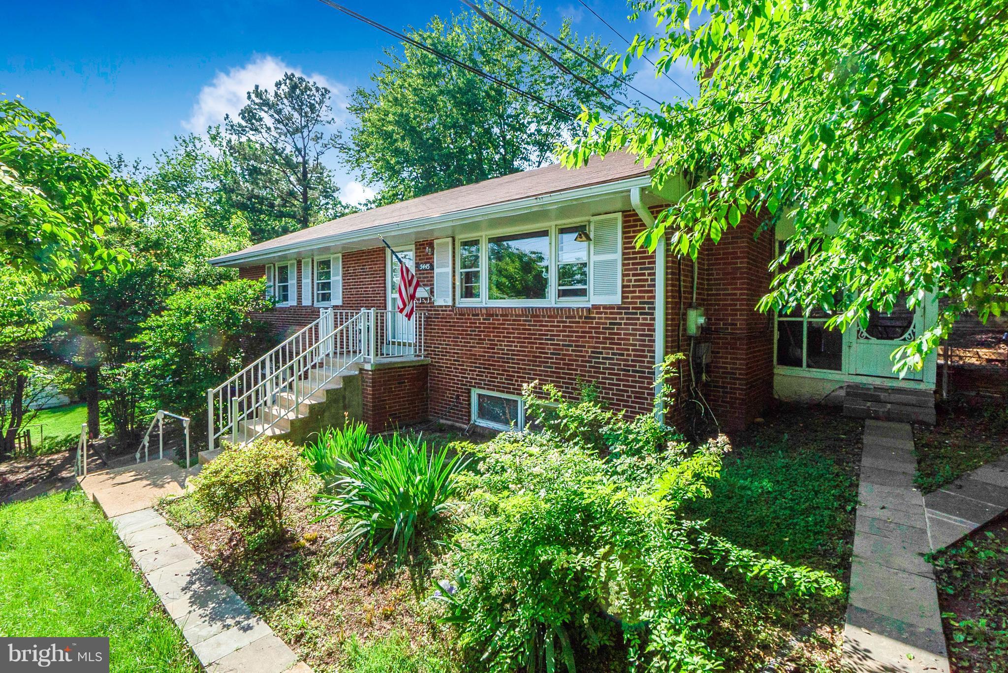 LEEWAY - Residential Lease