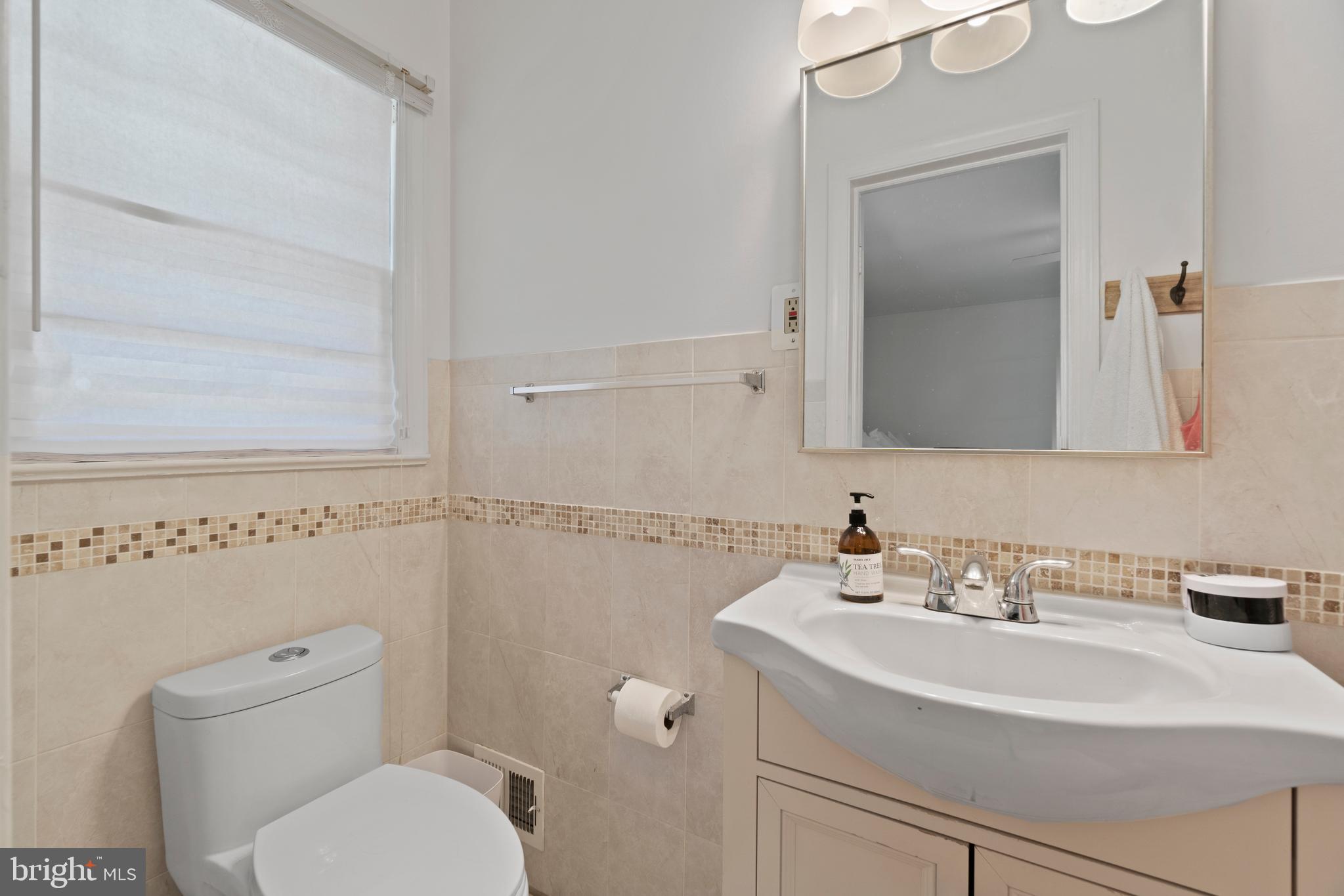 LEEWAY - Residential Lease