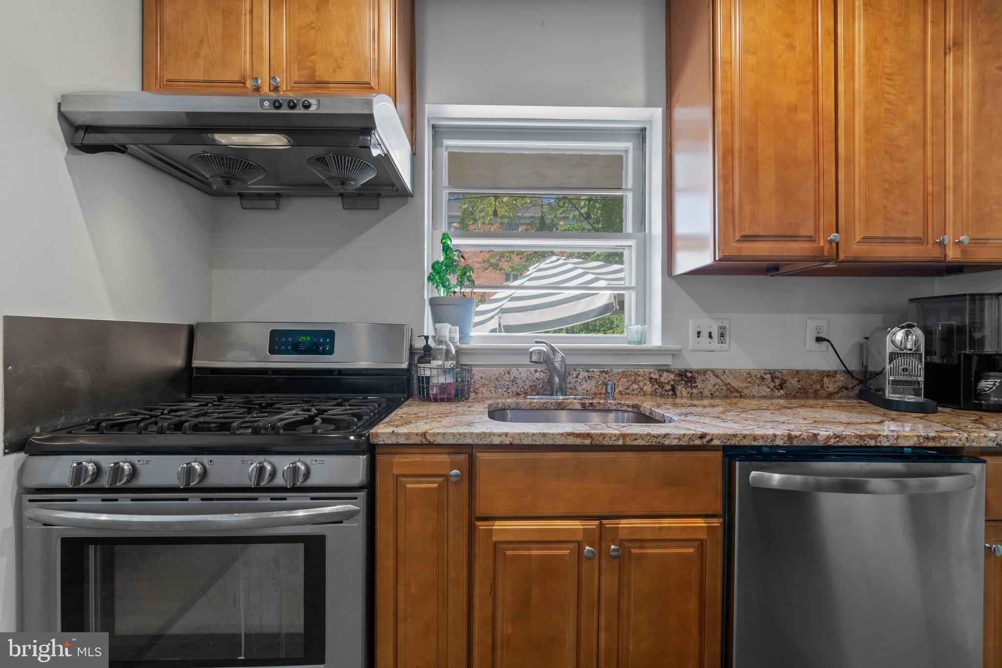 LEEWAY - Residential Lease