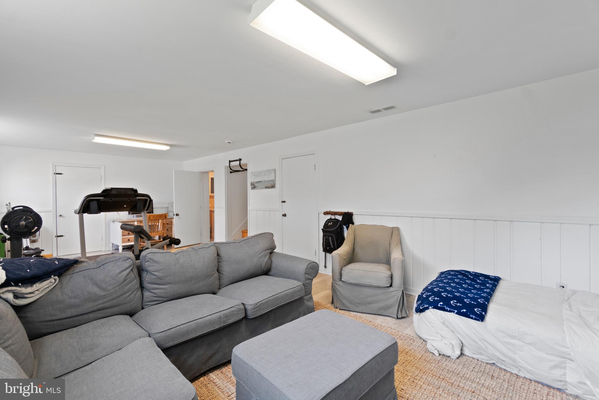 LEEWAY - Residential Lease