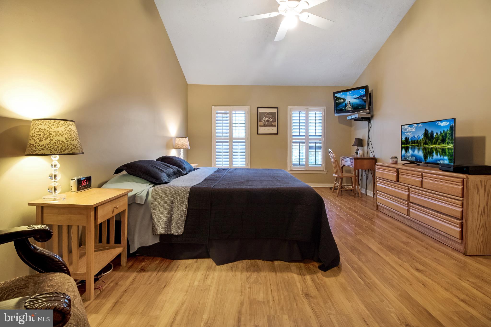 SWAN RIDGE - Residential