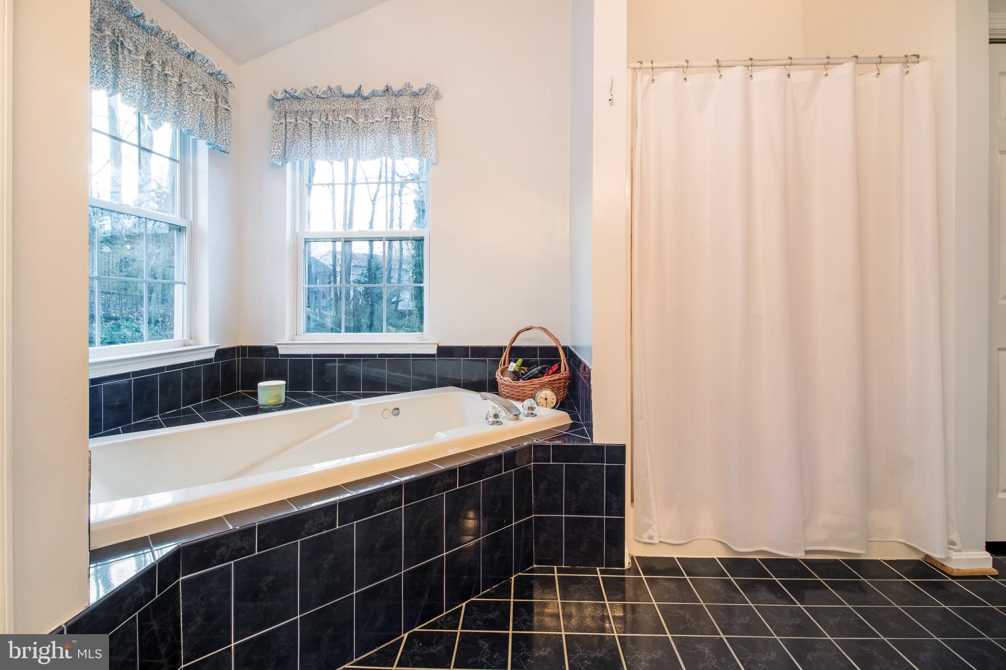 SWAN RIDGE - Residential