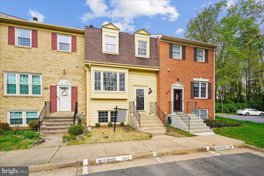 Welcome to this well maintained 4-bed, 3.5-bath home located in Northern Virginia magazines most in demand zip code according to their March 2026 publication.  Freshly painted throughout, this move-in ready residence features a newly renovated kitchen with Brand NEW Cabinets and Brand NEW quartz countertops.  The main level showcases gleaming hardwood floors and includes a convenient powder room—perfect for guests. Upstairs, you’ll find three spacious bedrooms and a Newly renovated Hallway full bath along with a 2nd full bath inside the primary bedroom. The fully finished lower level offers an additional bedroom or a home office space along with the 3rd full bath and the cozy rec room has a warm fireplace as well.  With a separate rear entrance, this basement is ideal for guests or someone that wants their privacy to come and go.  Step outside to enjoy the nicely fenced backyard—perfect for entertaining, pets, or play.  HVAC was replaced in 2021 giving you years of worry free heating and cooling.  The low HOA fee includes trash service, snow removal, kids playgrounds, a community Swimming pool and more!  With thoughtful updates, generous living spaces, and a prime location close to shops, dining, commuter routes, VRE and many local parks - this home is truly a rare find and not to be missed!
