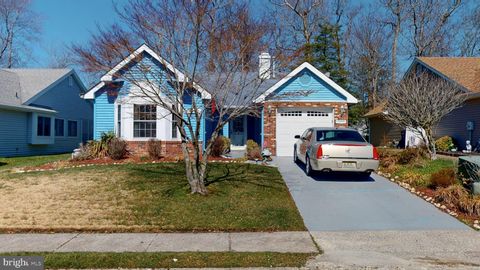 Photo of 106 Lantern Place, LITTLE EGG HARBOR TWP, NJ 08087 (MLS # NJOC2040854)