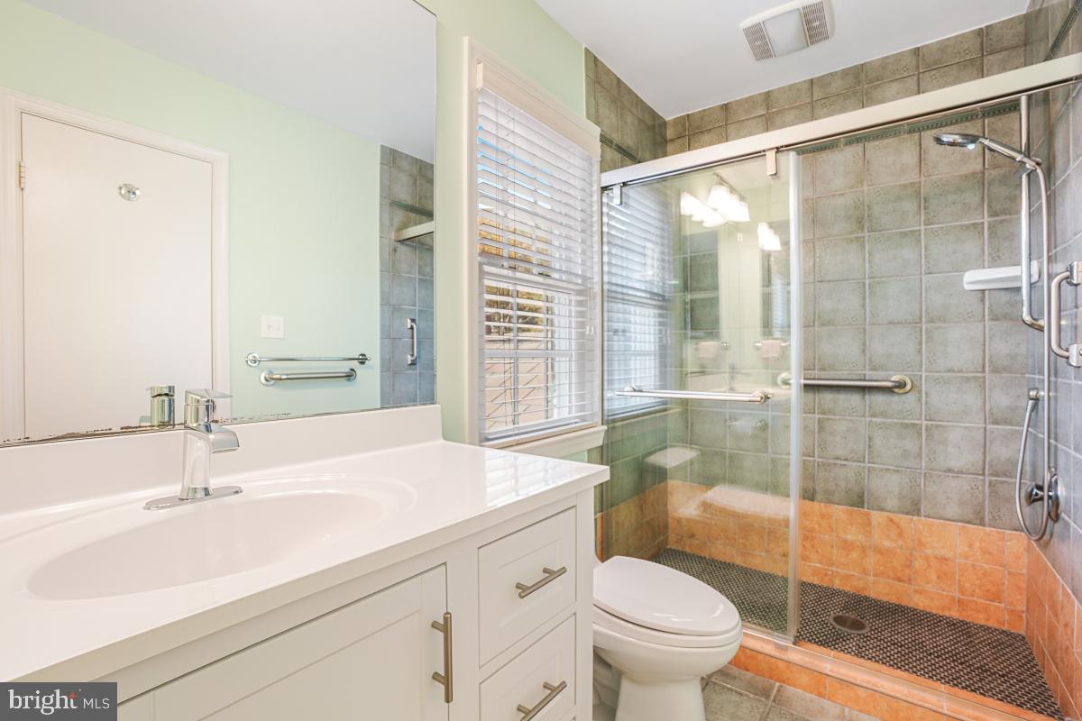 EAST GATE OF POTOMAC - Residential