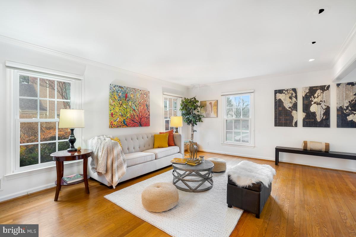 EAST GATE OF POTOMAC - Residential