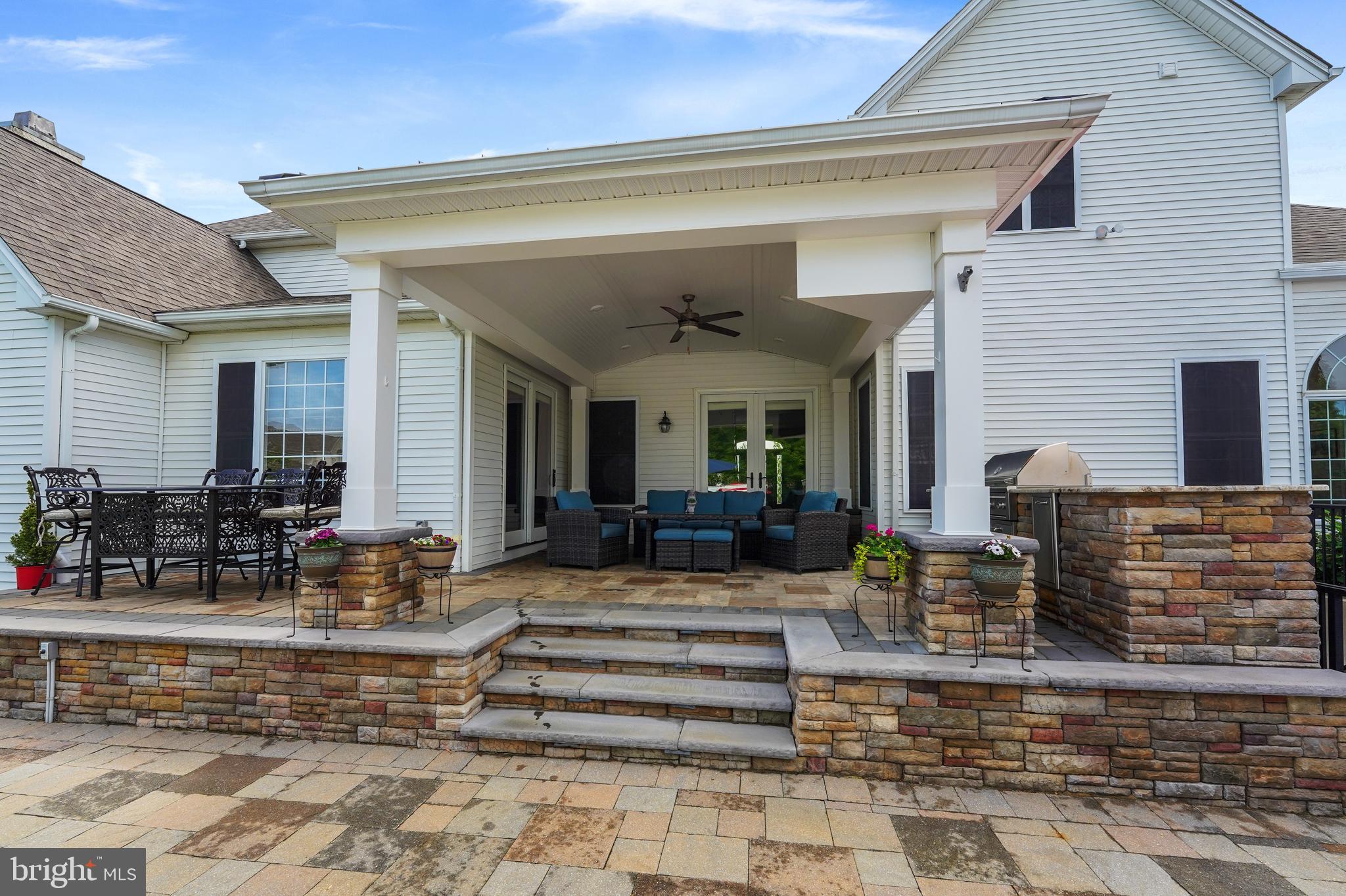 GREYSTONE - Residential