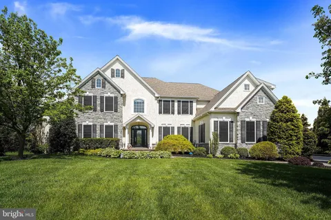 1165 Hedgerow Drive, Garnet Valley, PA MLS: PADE2085454
