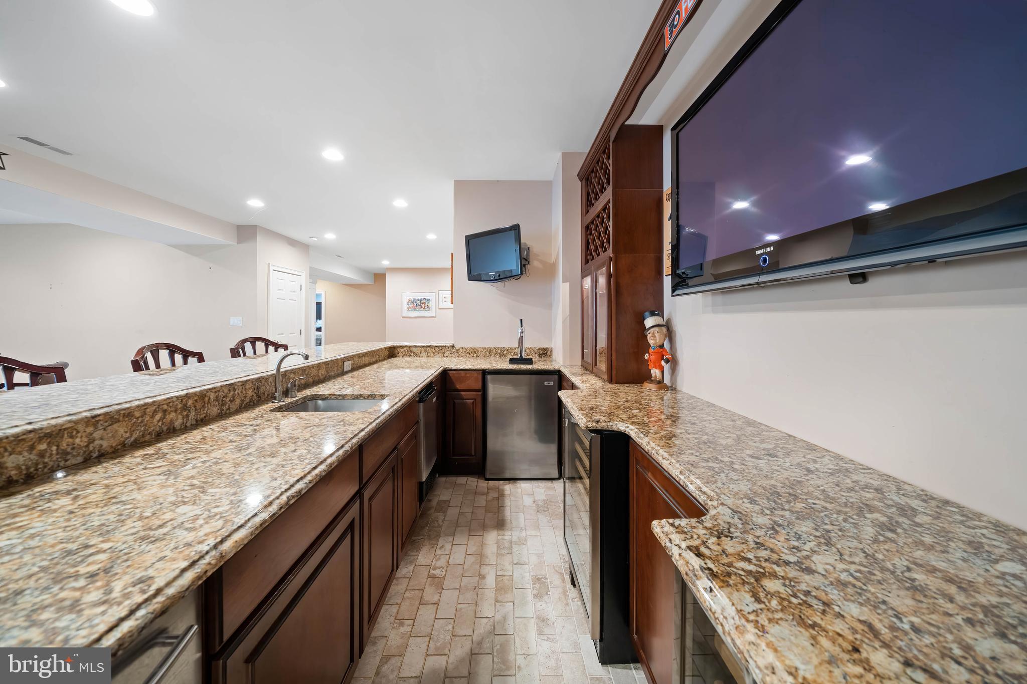 GREYSTONE - Residential