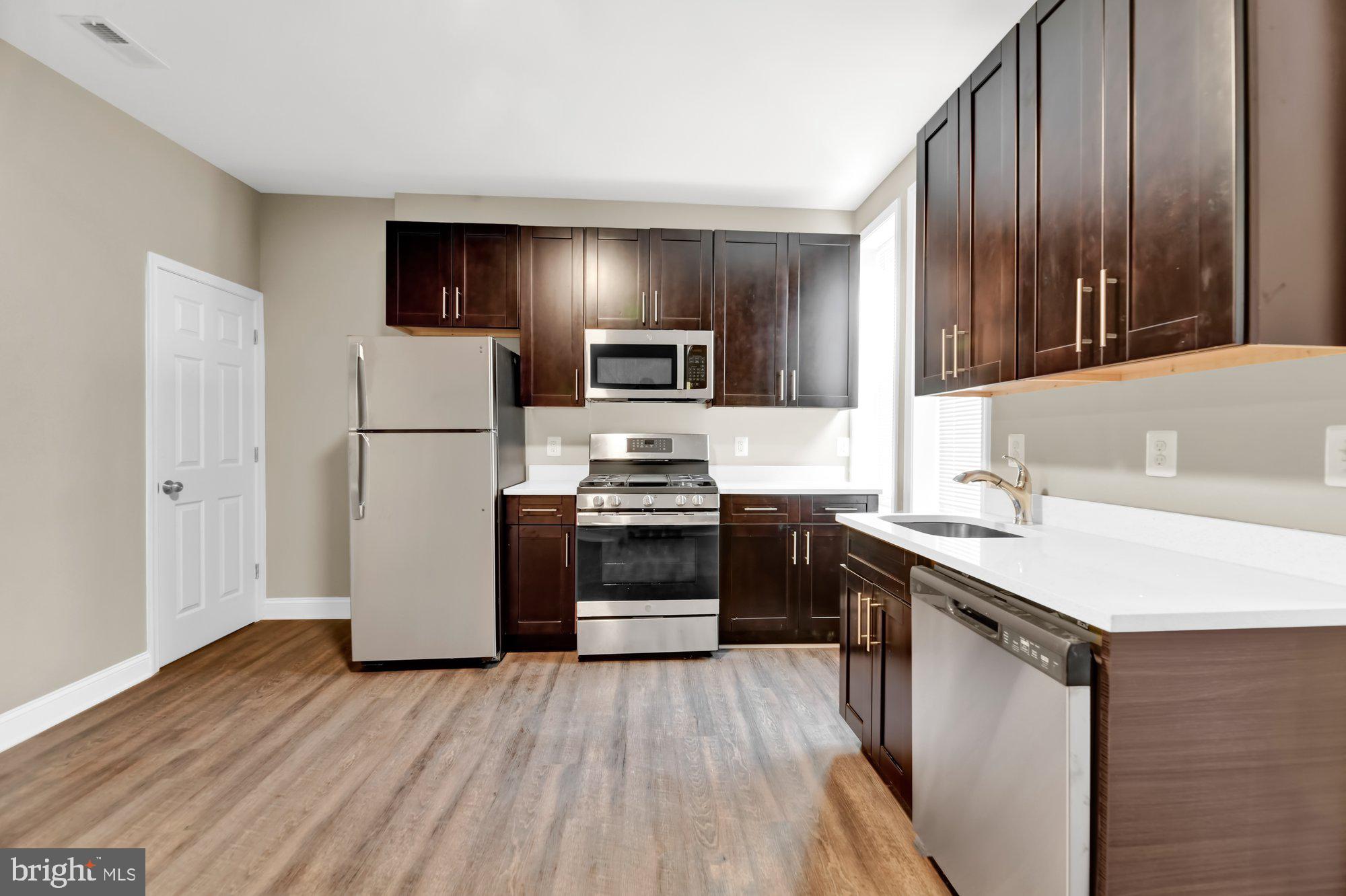 SAINT JOSEPHS - Residential Lease