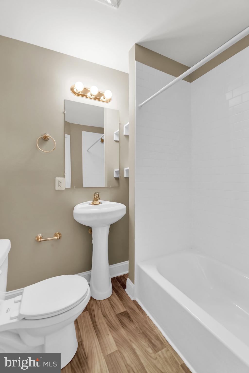 SAINT JOSEPHS - Residential Lease