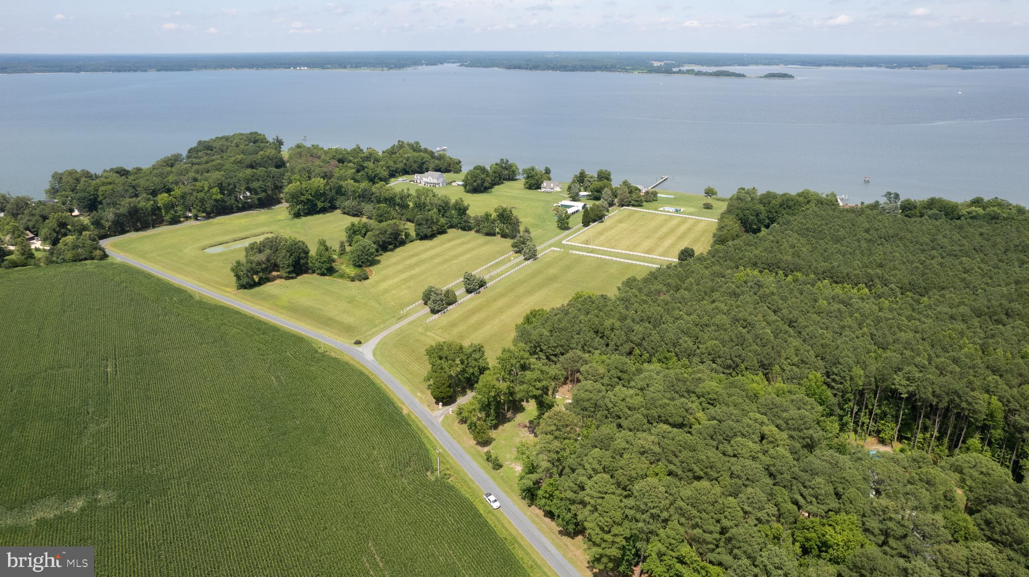 HORNS POINT ROAD