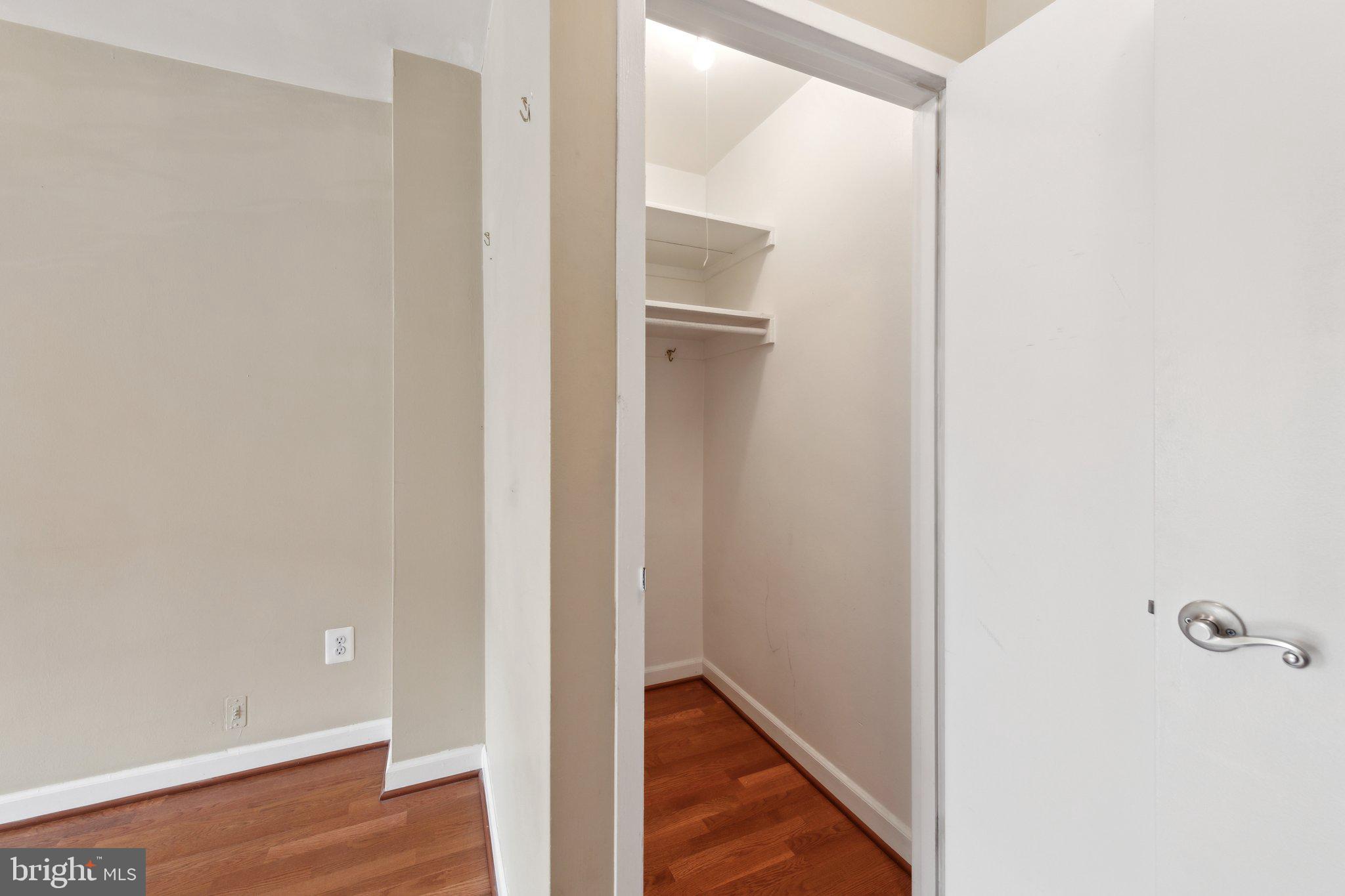 RIVER PLACE - Residential