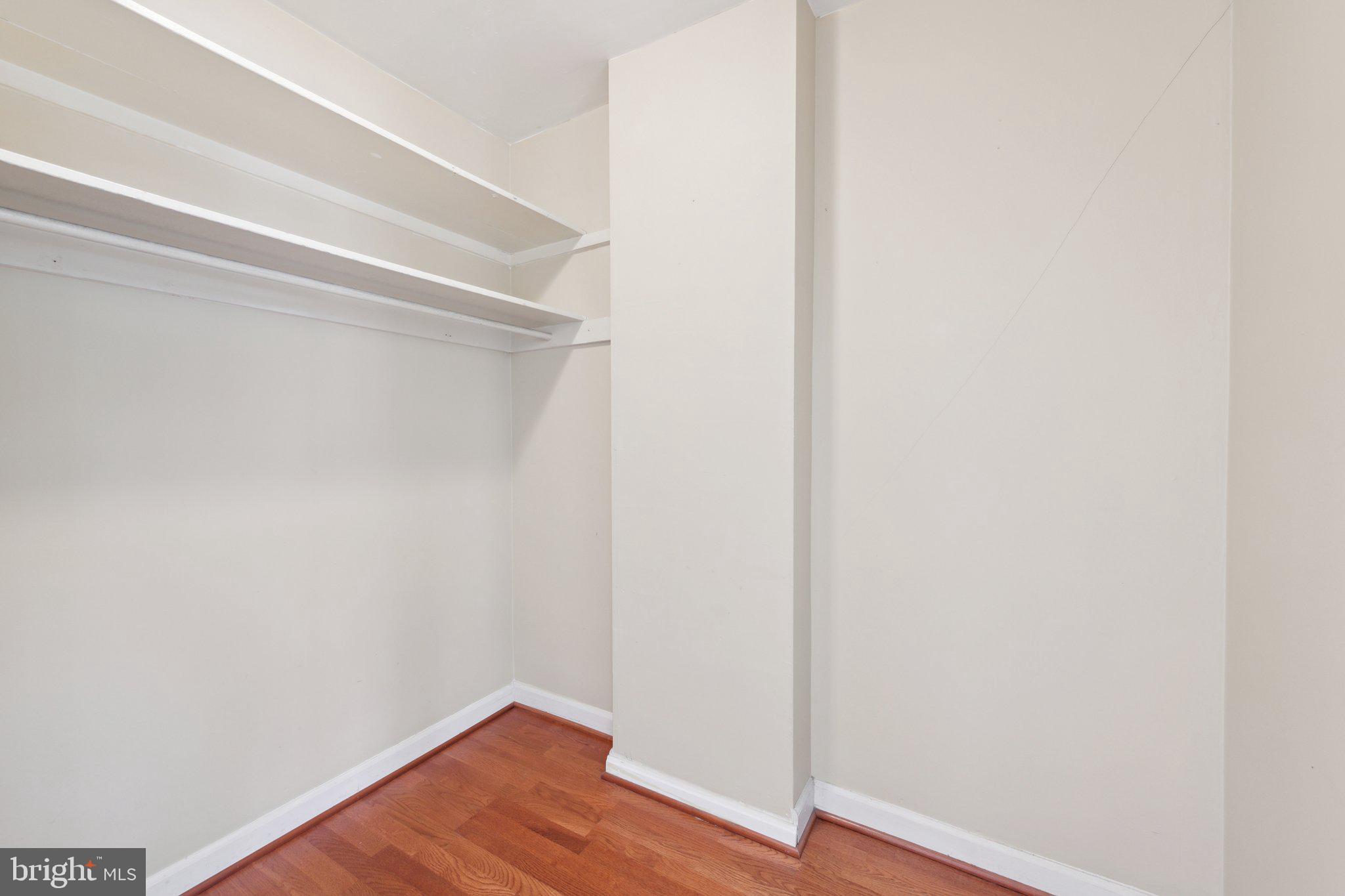 RIVER PLACE - Residential