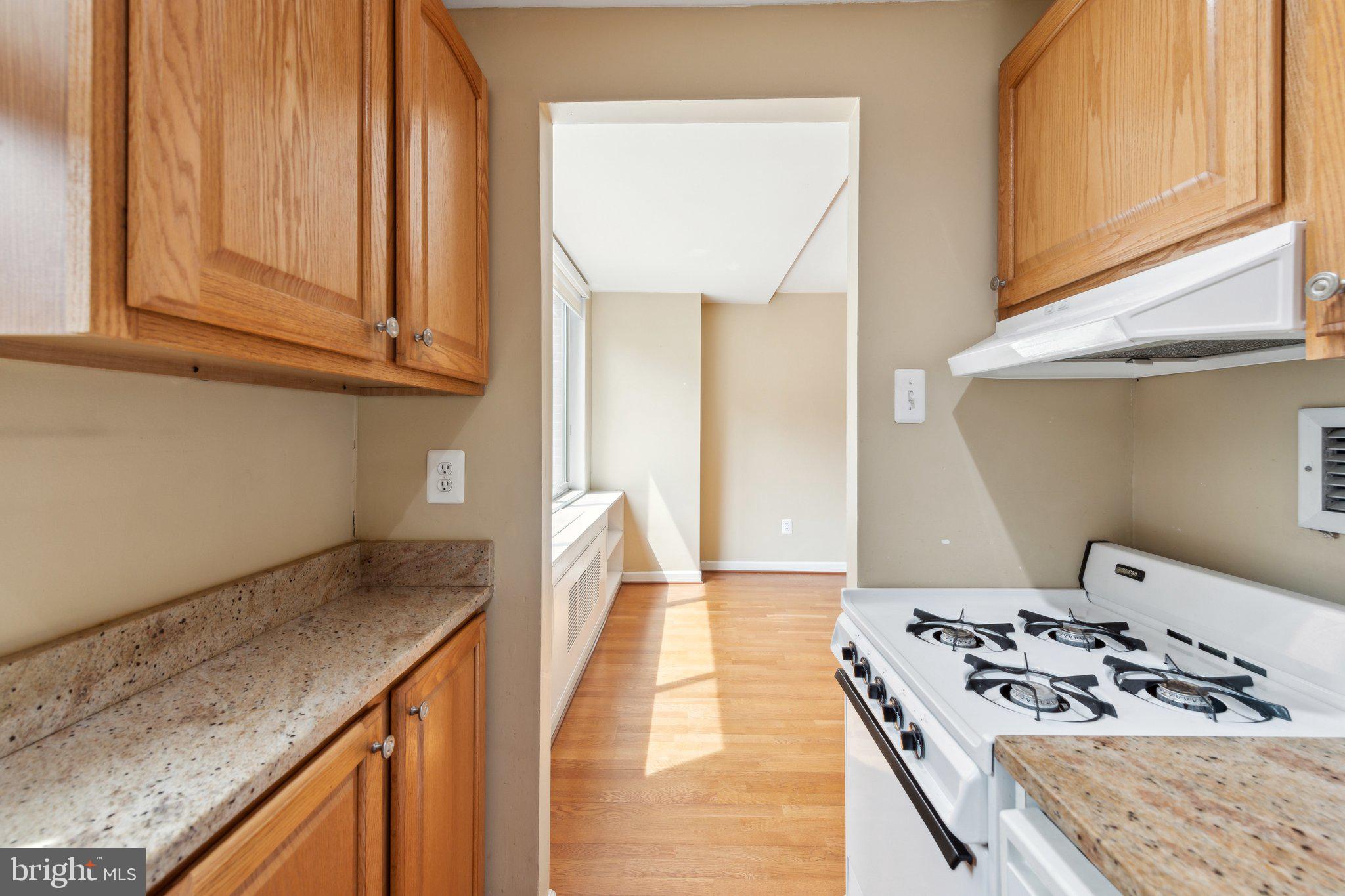 RIVER PLACE - Residential