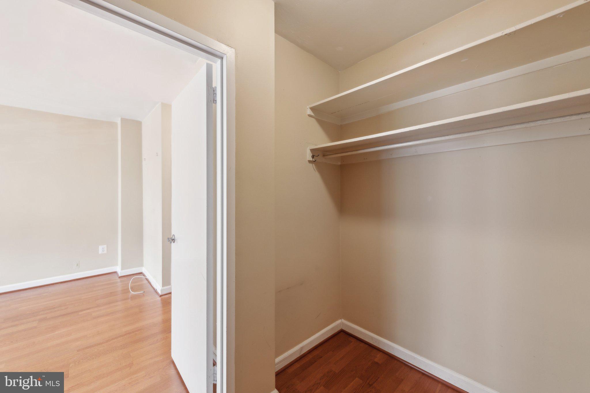 RIVER PLACE - Residential