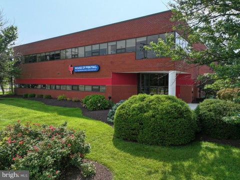 Photo of 15401 Old Columbia Pike, BURTONSVILLE, MD 20866 (MLS # MDMC2257196)