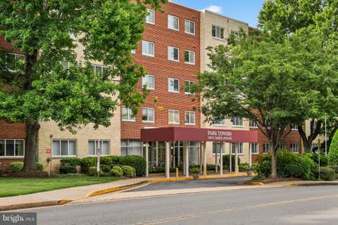 Photo of 200 N Maple Avenue #416, FALLS CHURCH, VA 22046 (MLS # VAFA2004206)