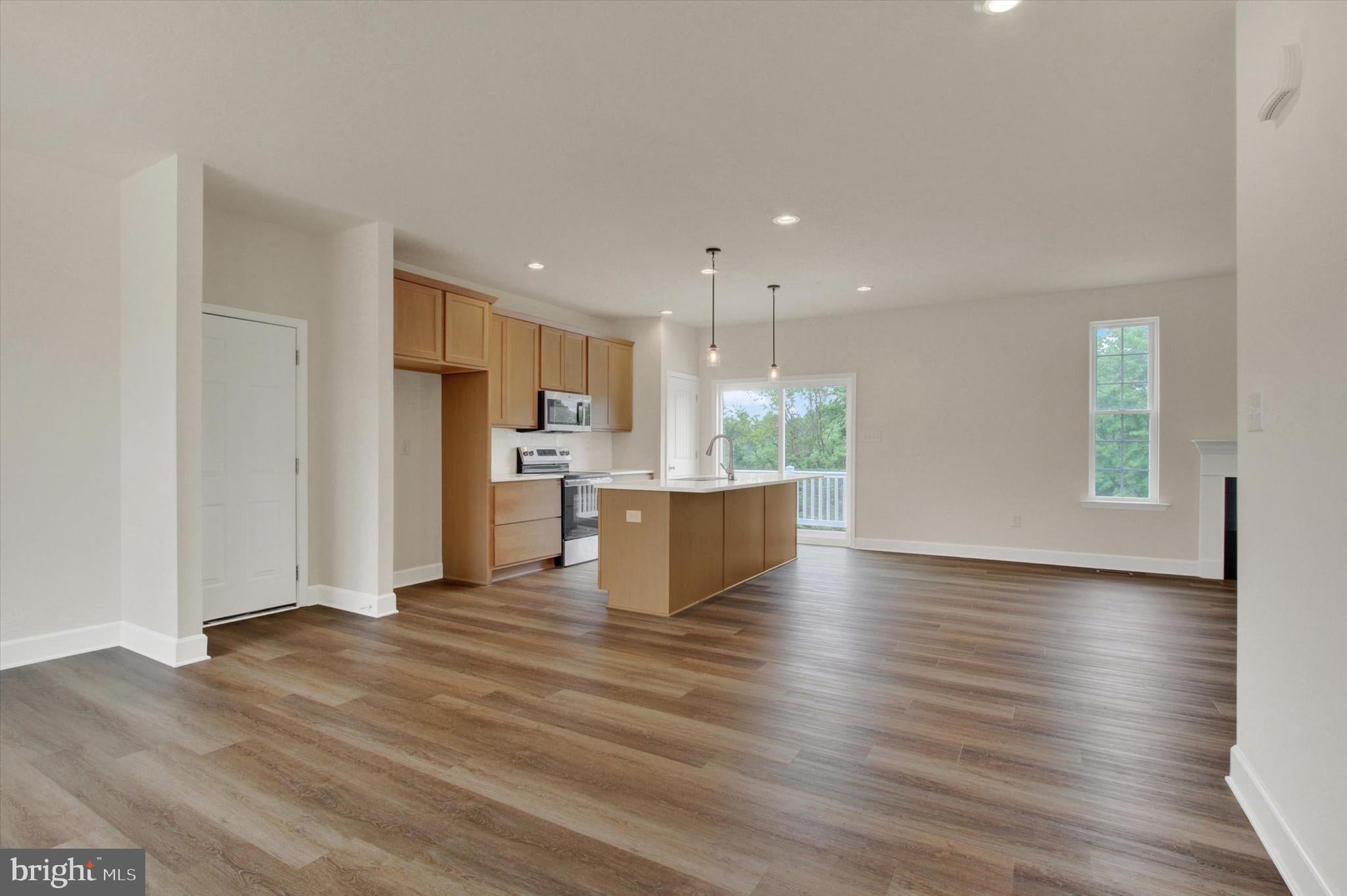 59 BRIGHT LANE 11