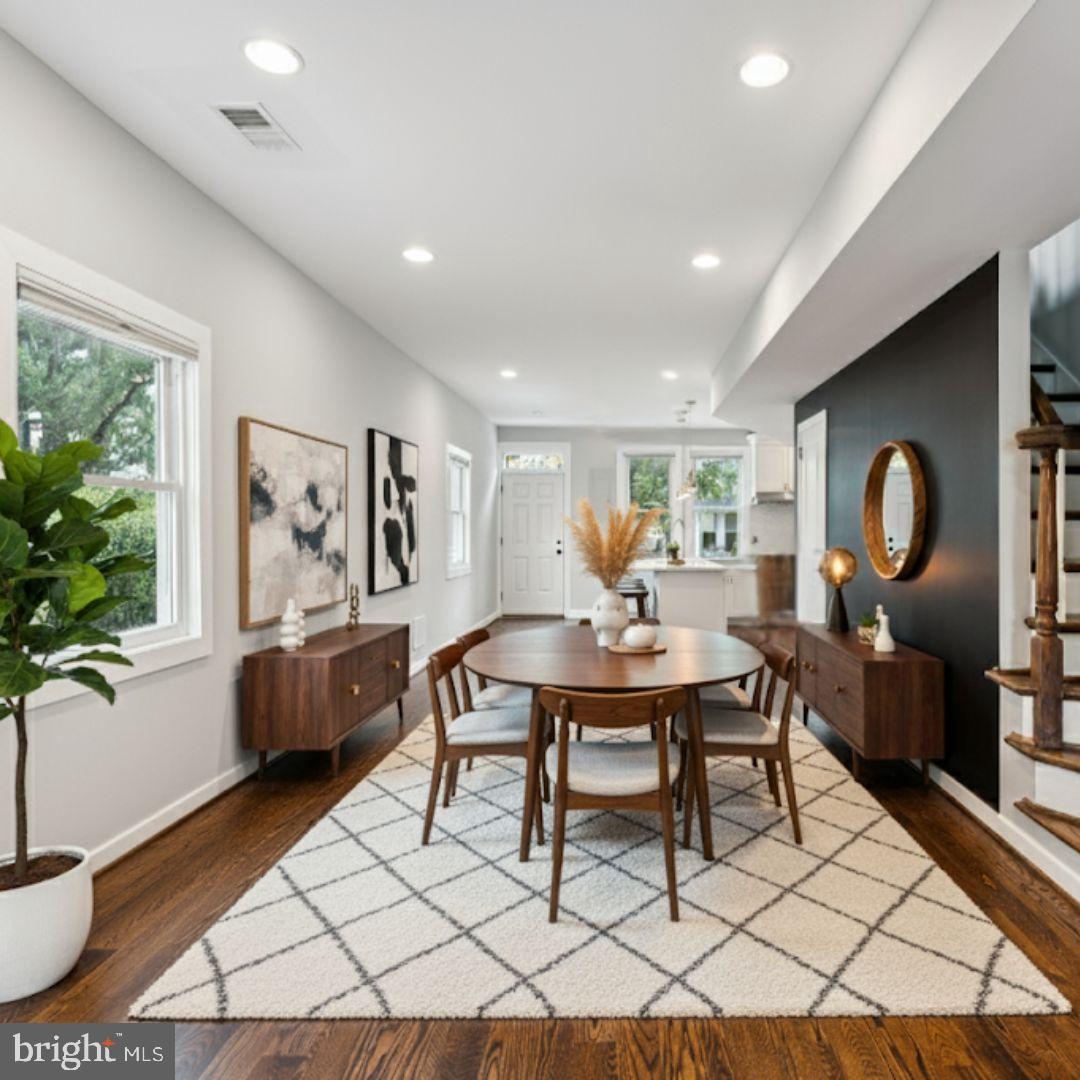 1528 GALES STREET NE