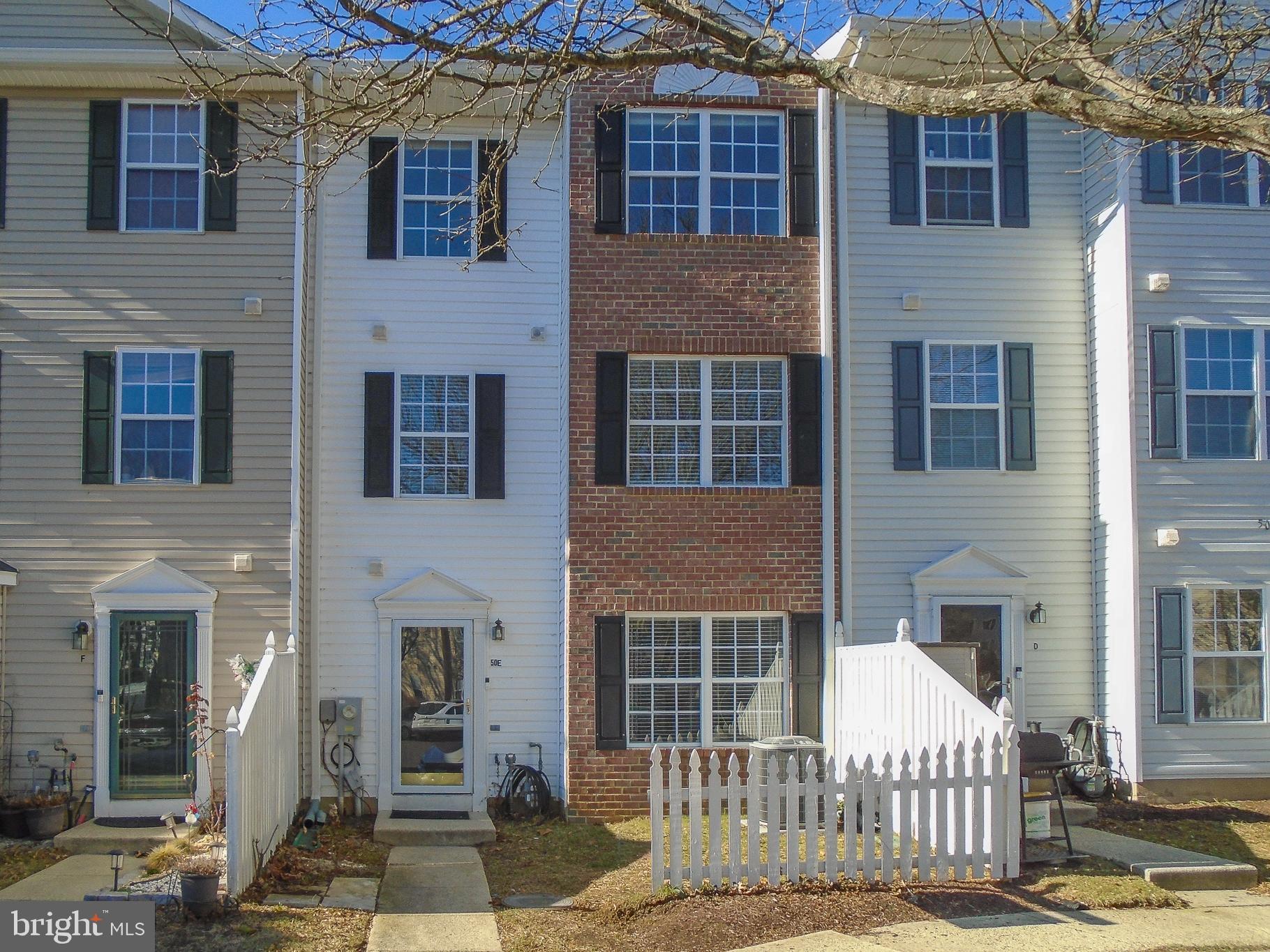 ANNAPOLIS OVERLOOK - Residential