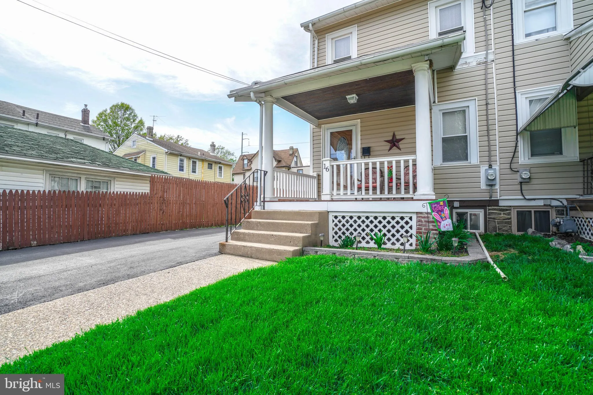 16 N Llanwellyn Avenue, Glenolden, PA 19036