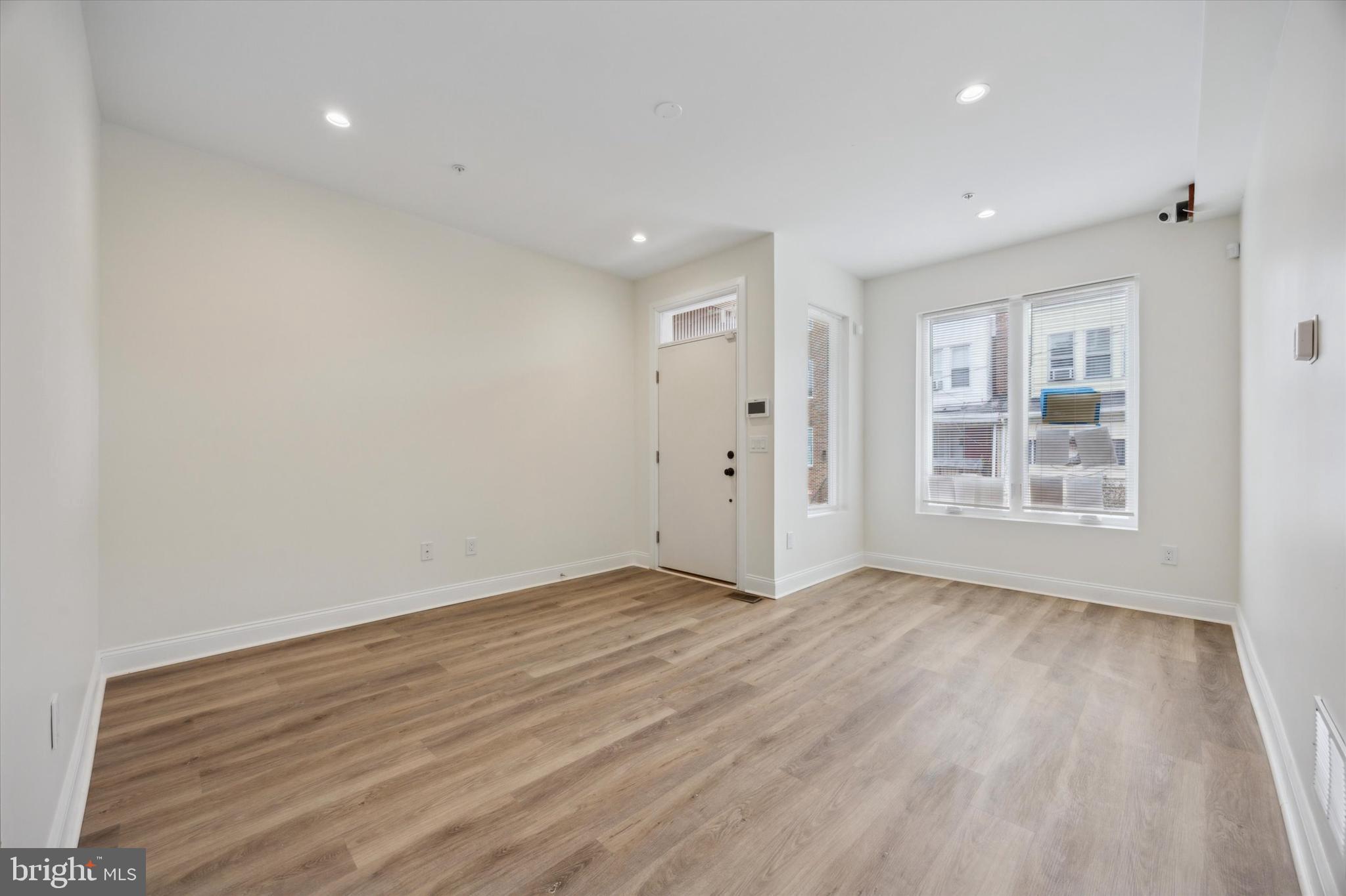 POINT BREEZE - Residential Lease