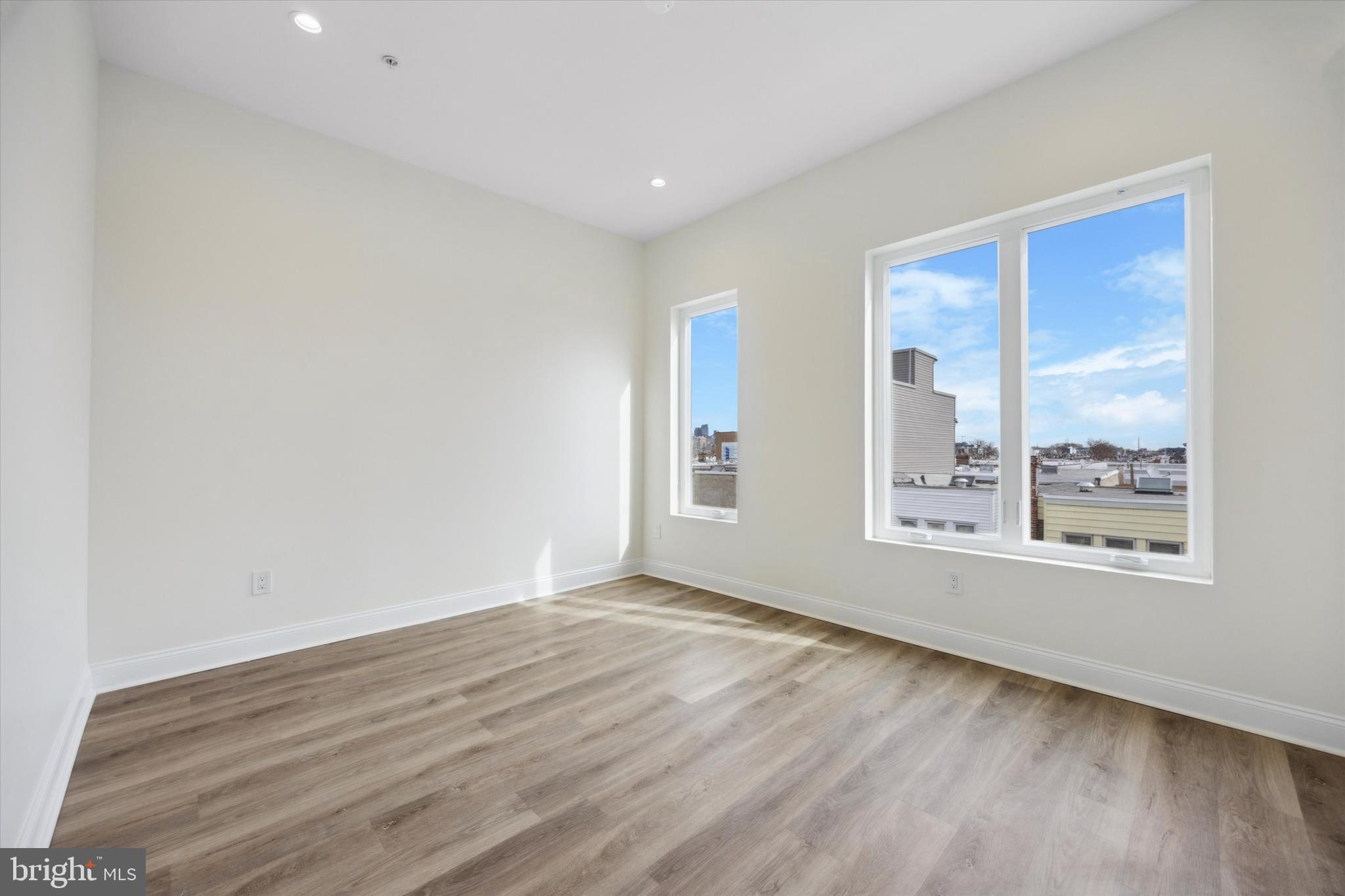 POINT BREEZE - Residential Lease