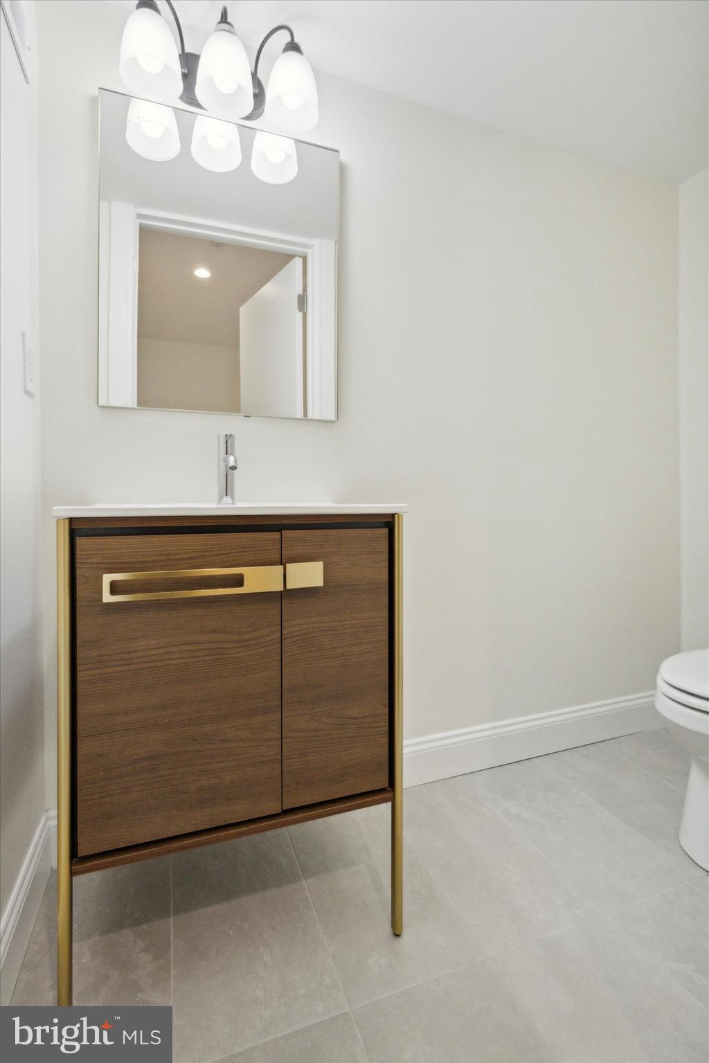 POINT BREEZE - Residential Lease