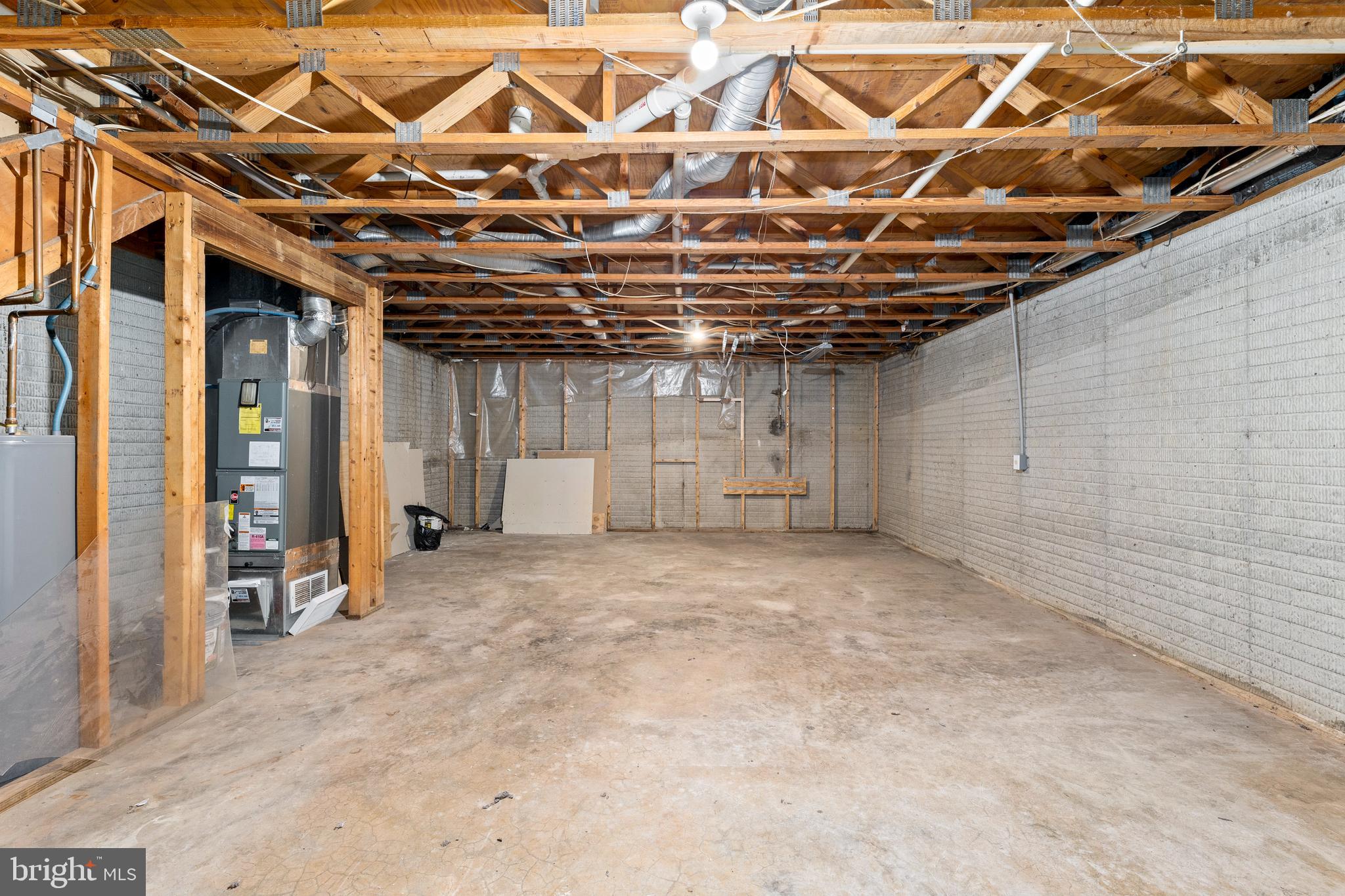 STAFFORD MEADOWS - Residential