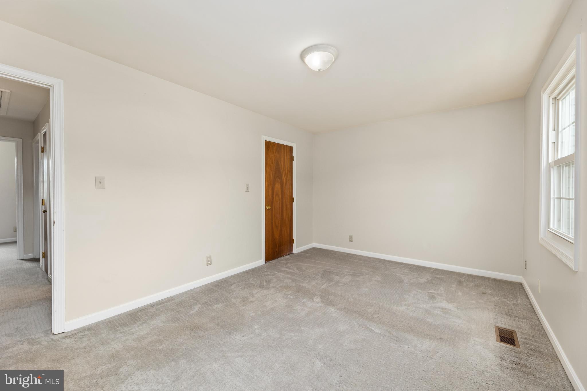 STAFFORD MEADOWS - Residential