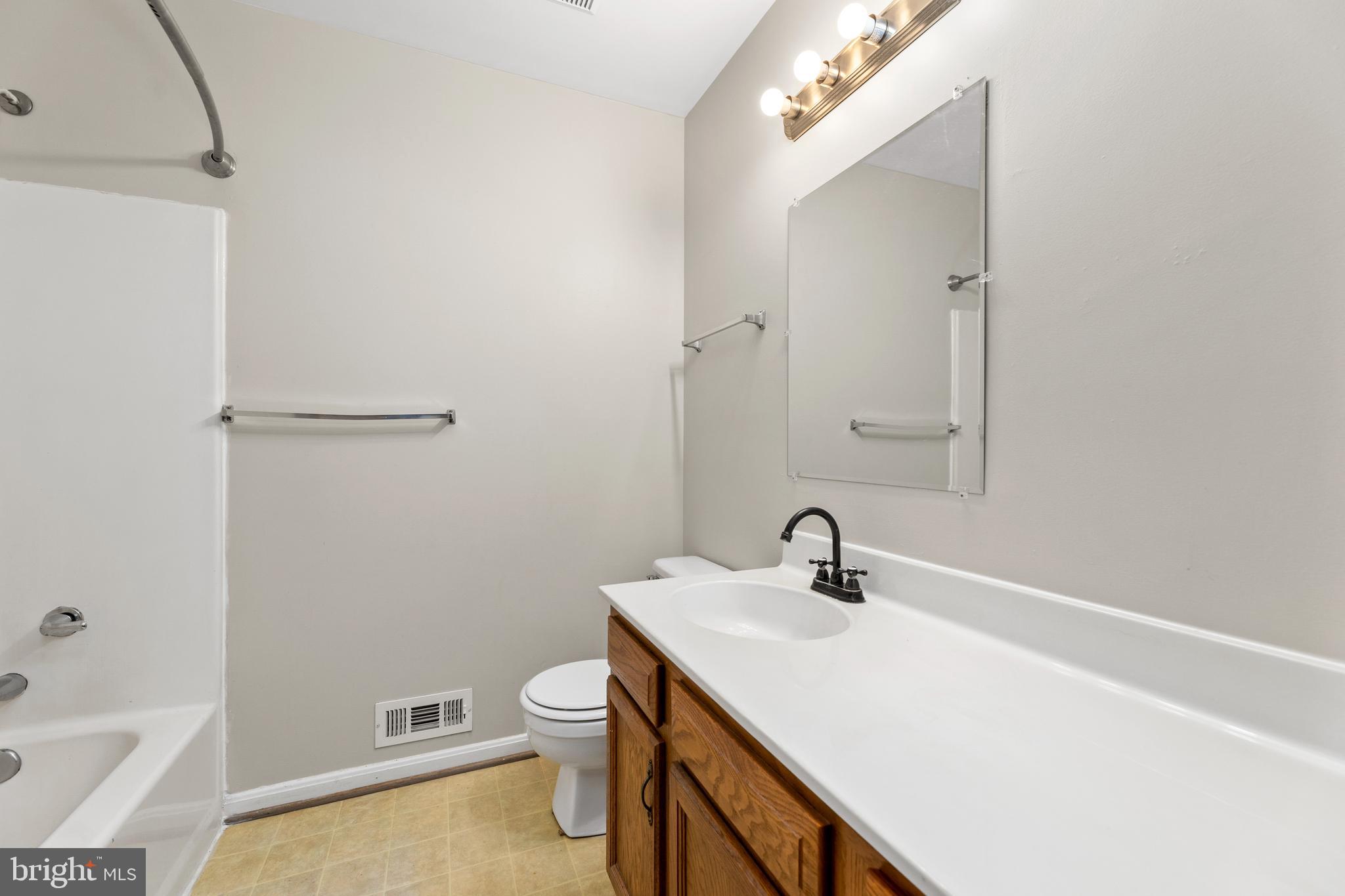 STAFFORD MEADOWS - Residential