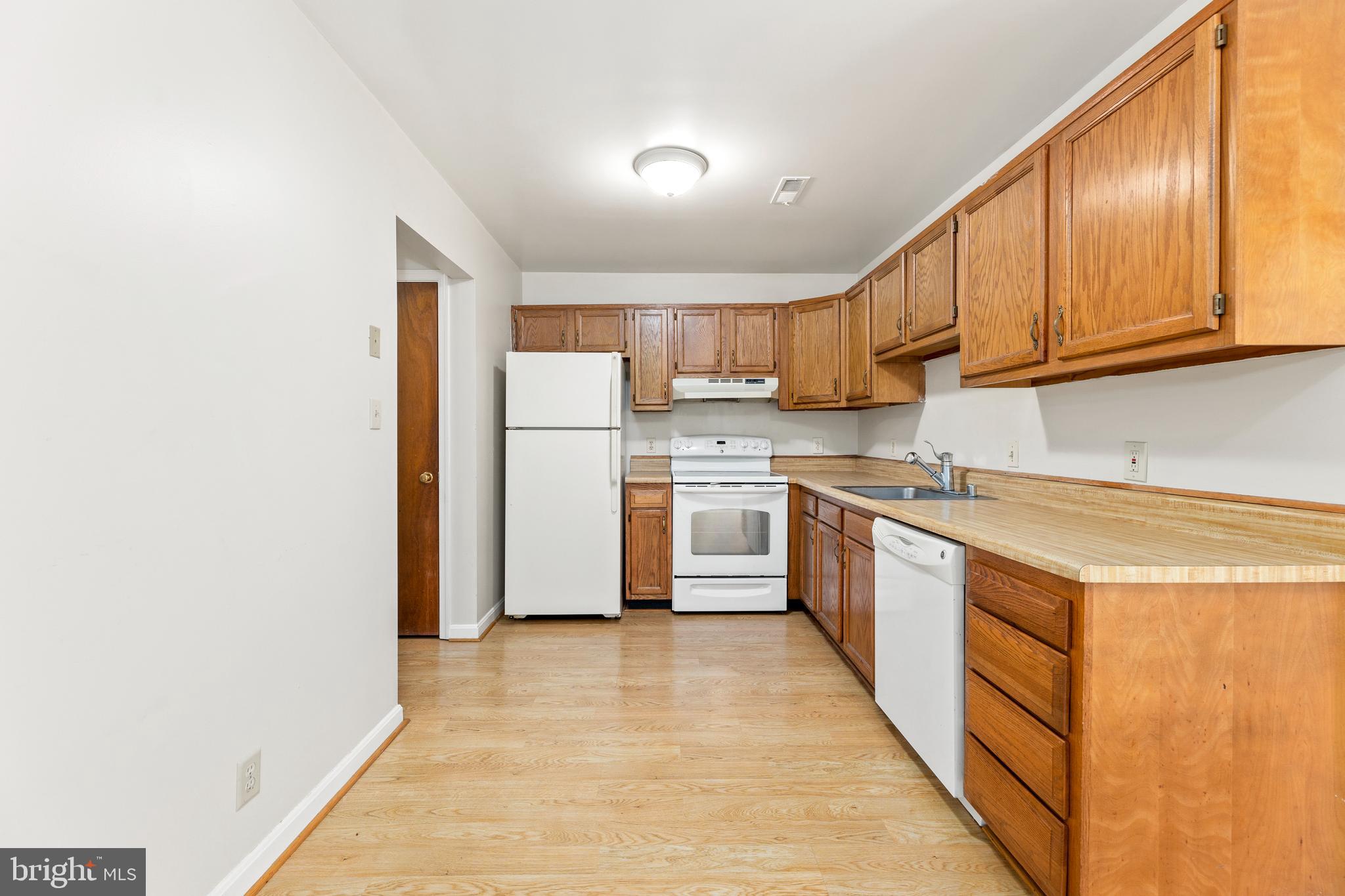 STAFFORD MEADOWS - Residential