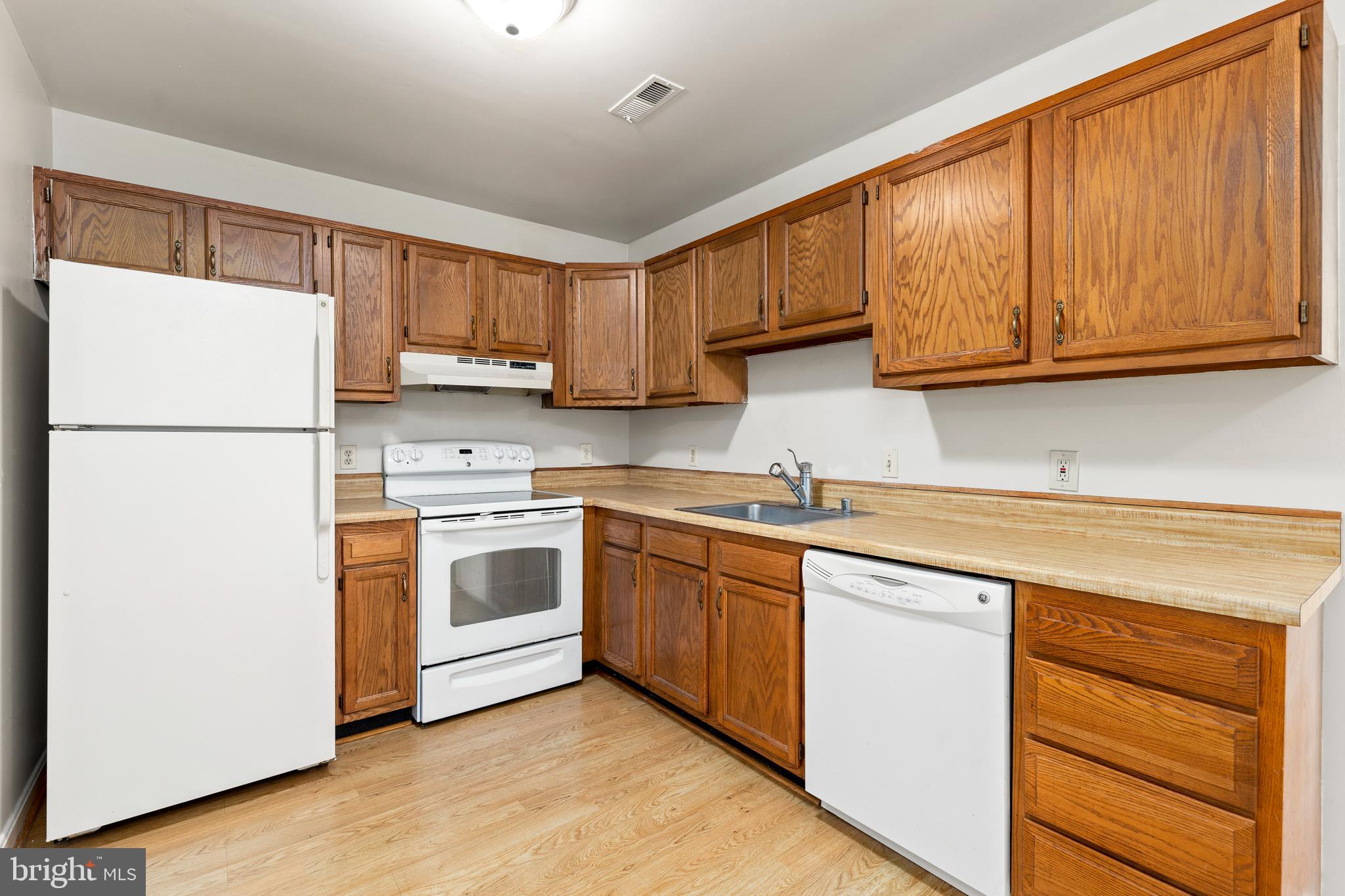 STAFFORD MEADOWS - Residential