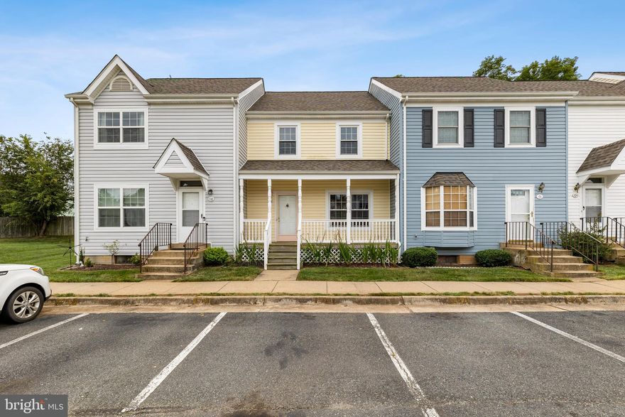 Location! Location! Location! Come check out this great starter home/investment property located in the heart of Stafford Meadows - just minutes away from major shops, restaurants and businesses. As you approach the house, you will notice a beautiful front porch where you can sit and enjoy your favorite cup of tea or coffee.  As  you enter the house, you will notice a very open family room which has plenty of natural lights. The main level features pantry rooms and a half bath. The upper level features three bedrooms and one full bath. The lower level is unfinished for possible customization/extension.  The backyard features a brand new fence for peace of mind and privacy. Condo fees also cover exterior maintenance such as roof(s), gutter(s), sidings, porch decking and rails. The monthly fee also cover water, sewer, trash/recycle, snow/ice removal as well as front/rear lawn care. 

Come check this "minimal maintenance required home" before it's gone.