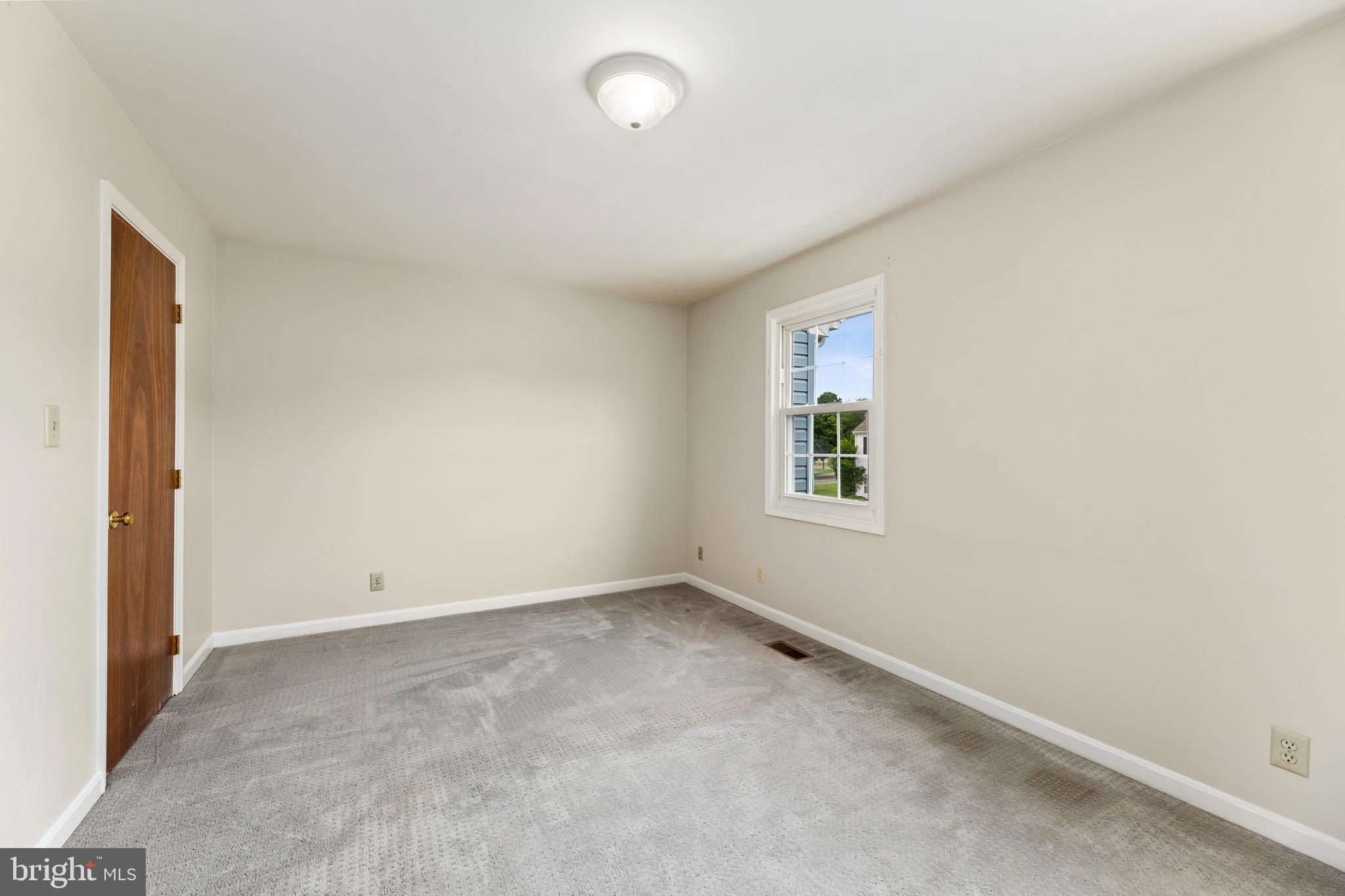 STAFFORD MEADOWS - Residential