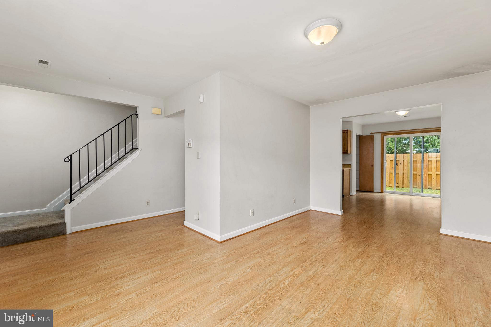 STAFFORD MEADOWS - Residential